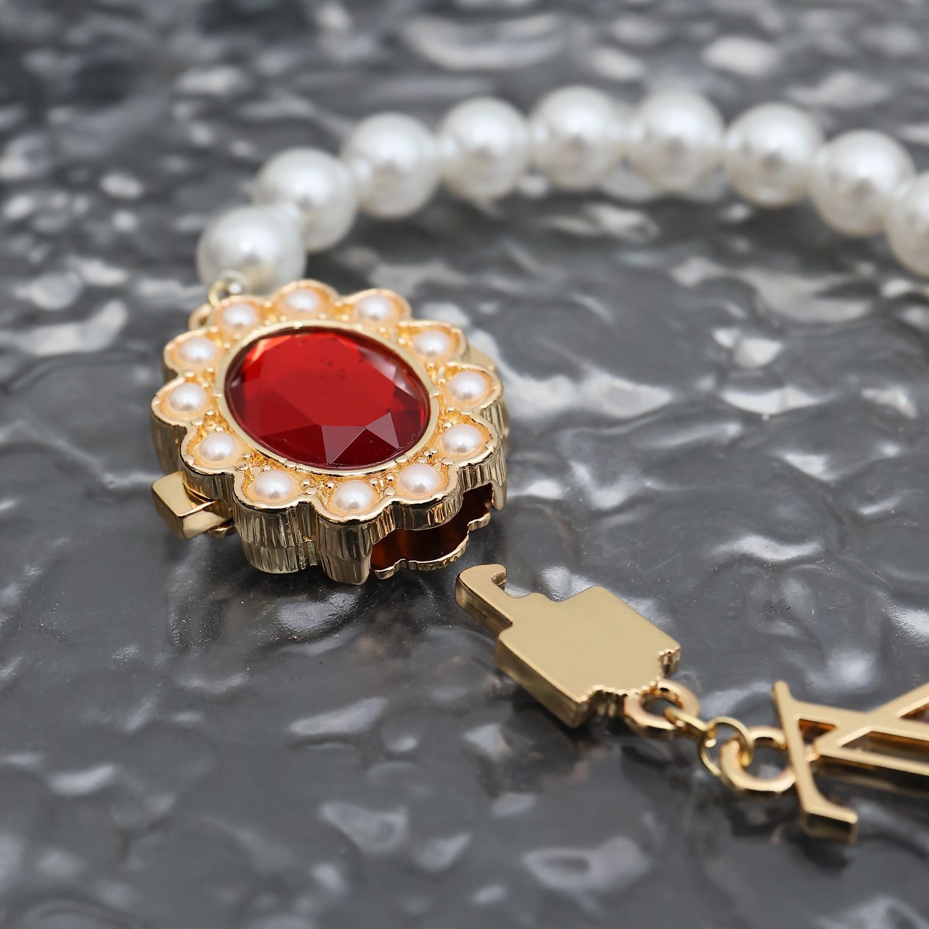 Louis Vuitton LV Dynasty Bracelet   M1497M - 