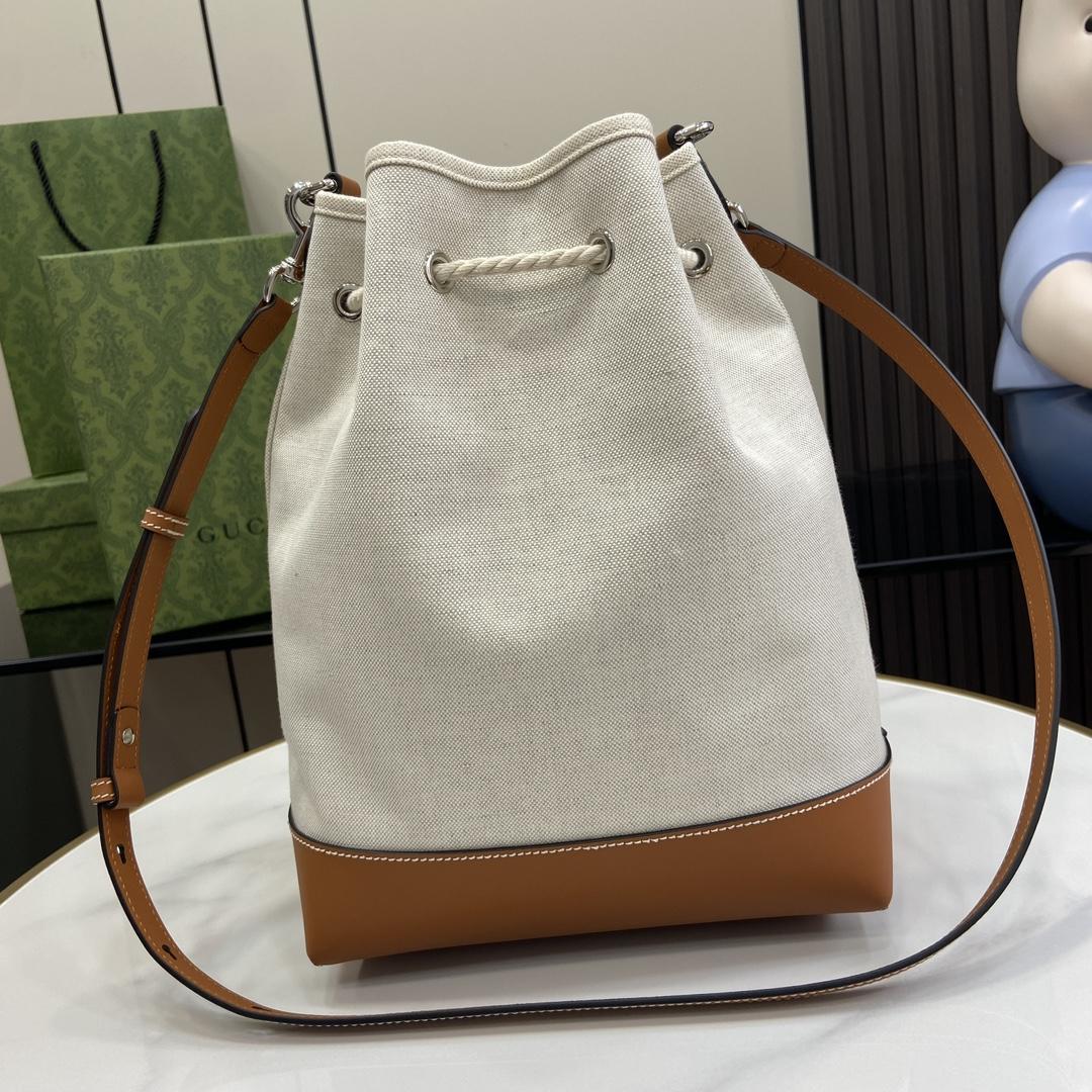 Gucci Small Shoulder Bag With Gucci Print - 