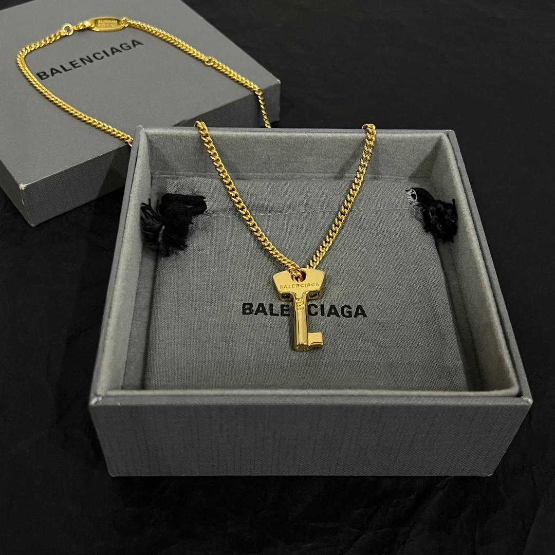 Balenciaga Amour Key Necklace  - 