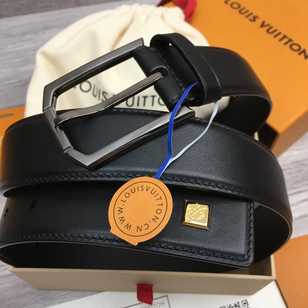 Louis Vuitton 35mm Leather Belt - 