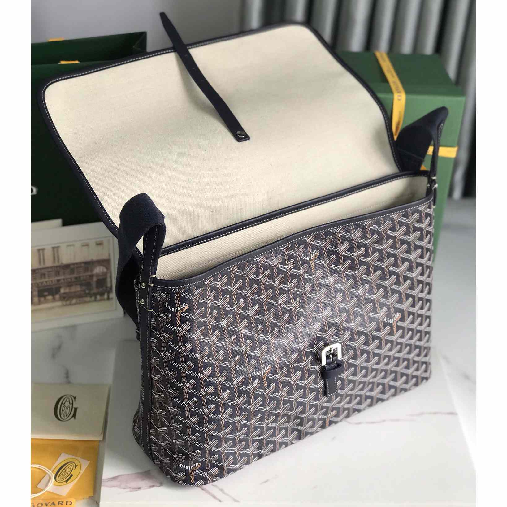 Goyard Messenger Bag - 