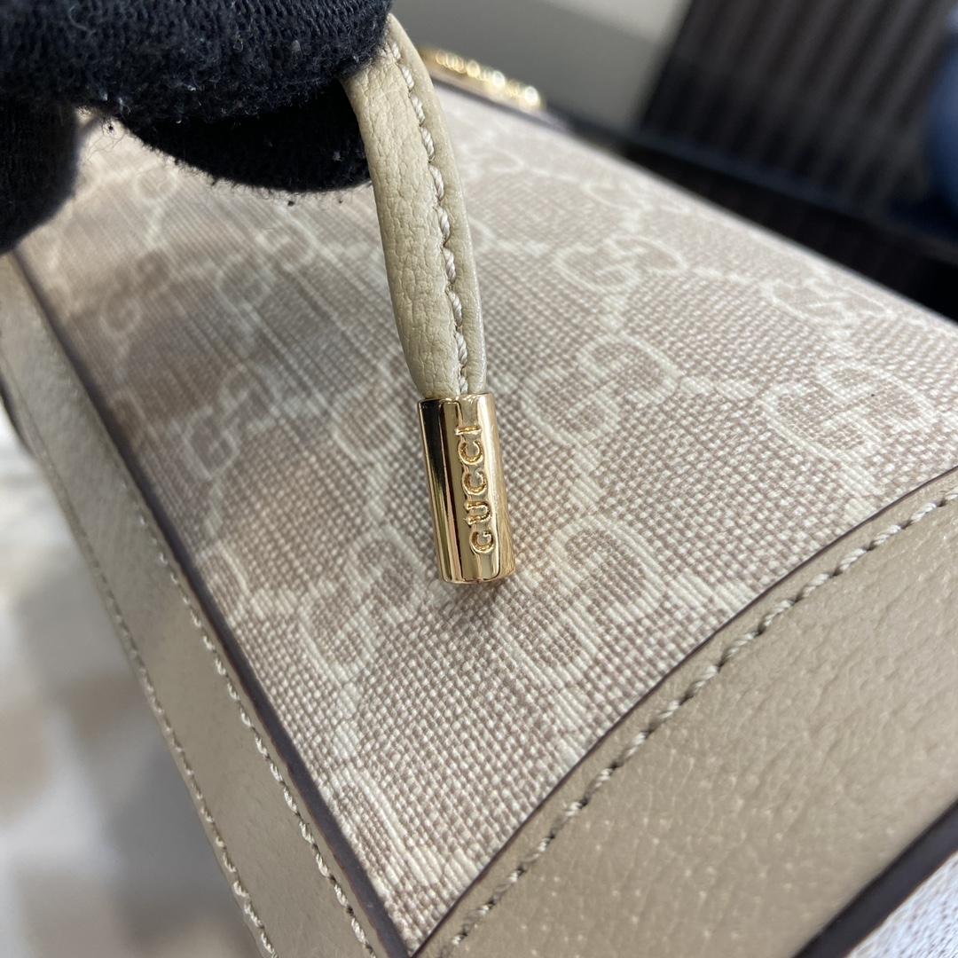 Gucci Ophidia Mini Bucket Bag   - 