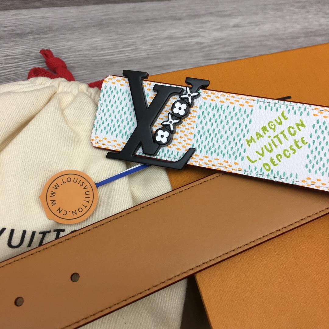 Louis Vuitton LV Initiales 40mm Reversible Belt - 