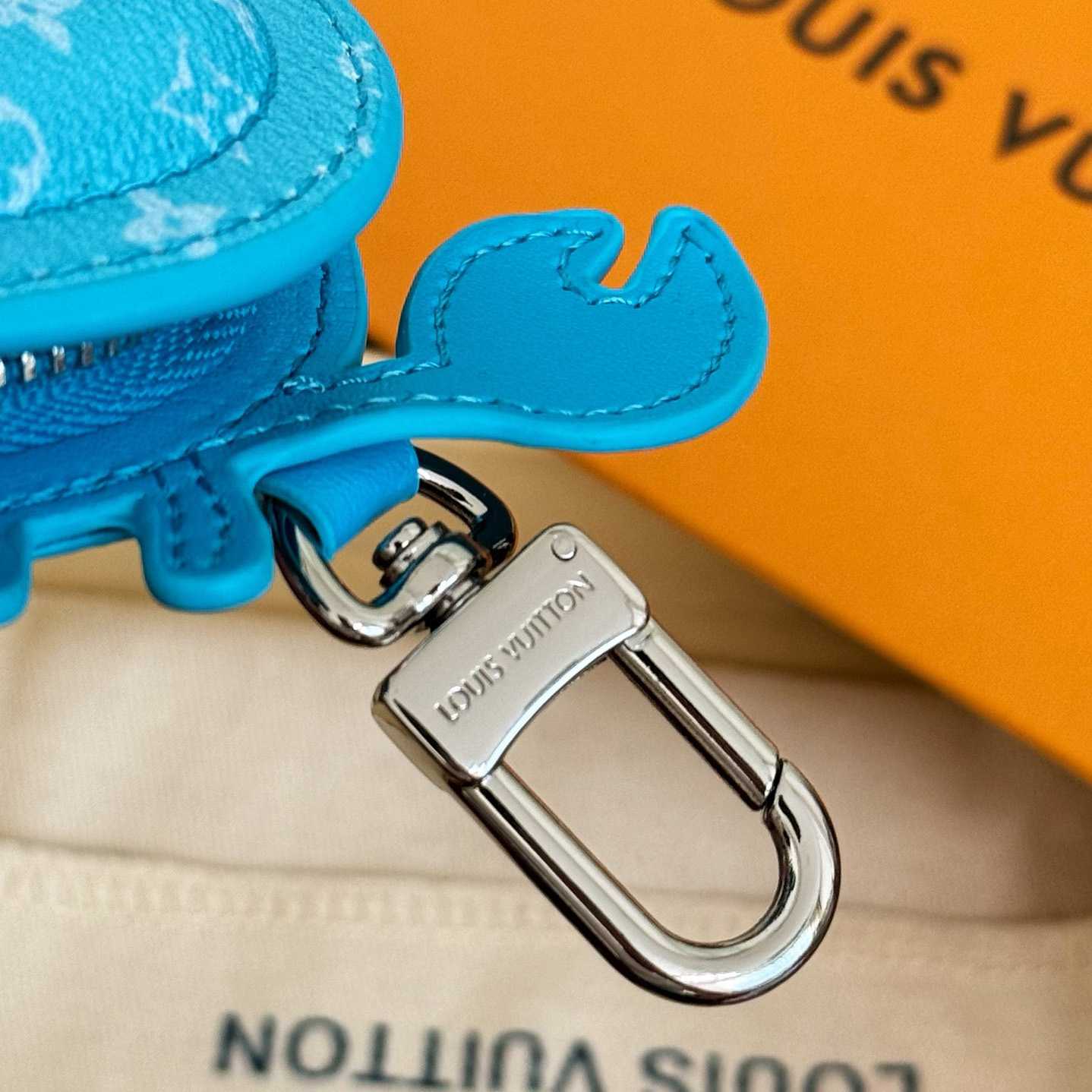 Louis Vuitton LV Crab Bag Charm   M01930 - 