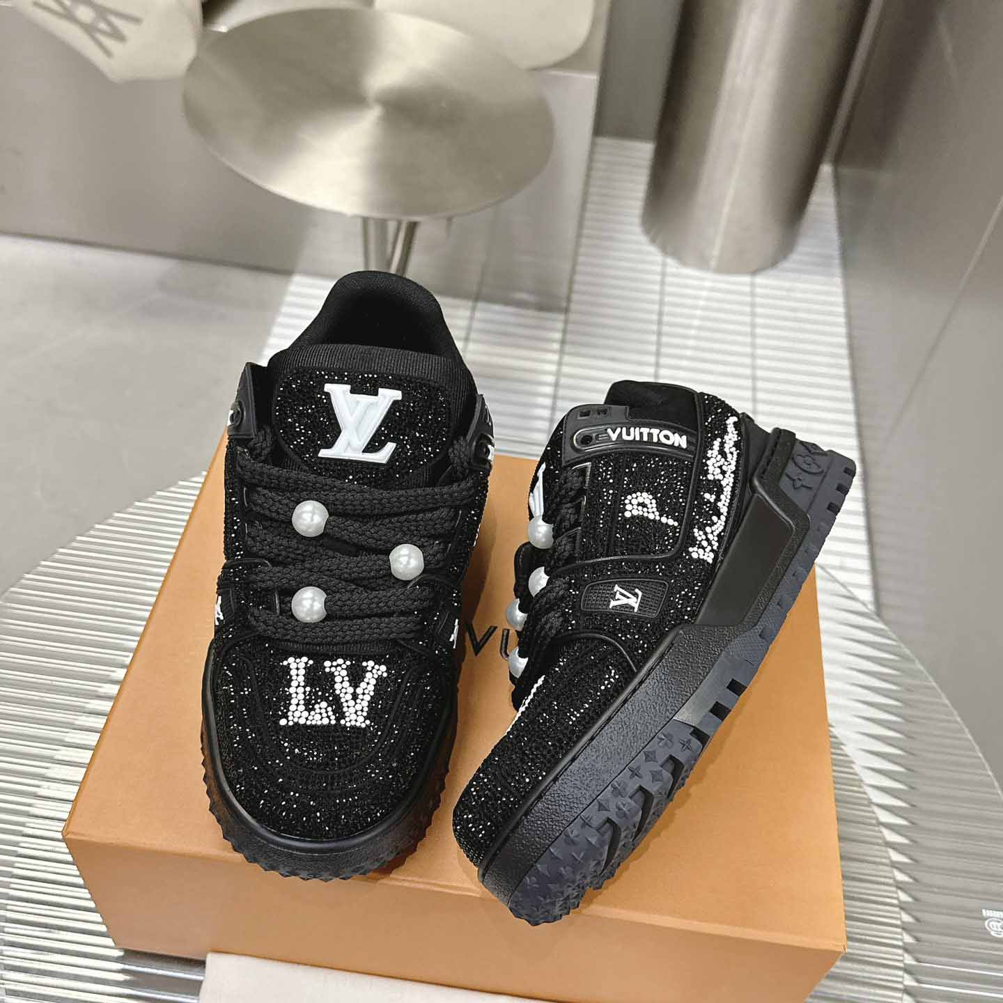 Louis Vuitton LV Trainer Maxi Sneaker   1ACEOK（upon uk size） - DesignerGu