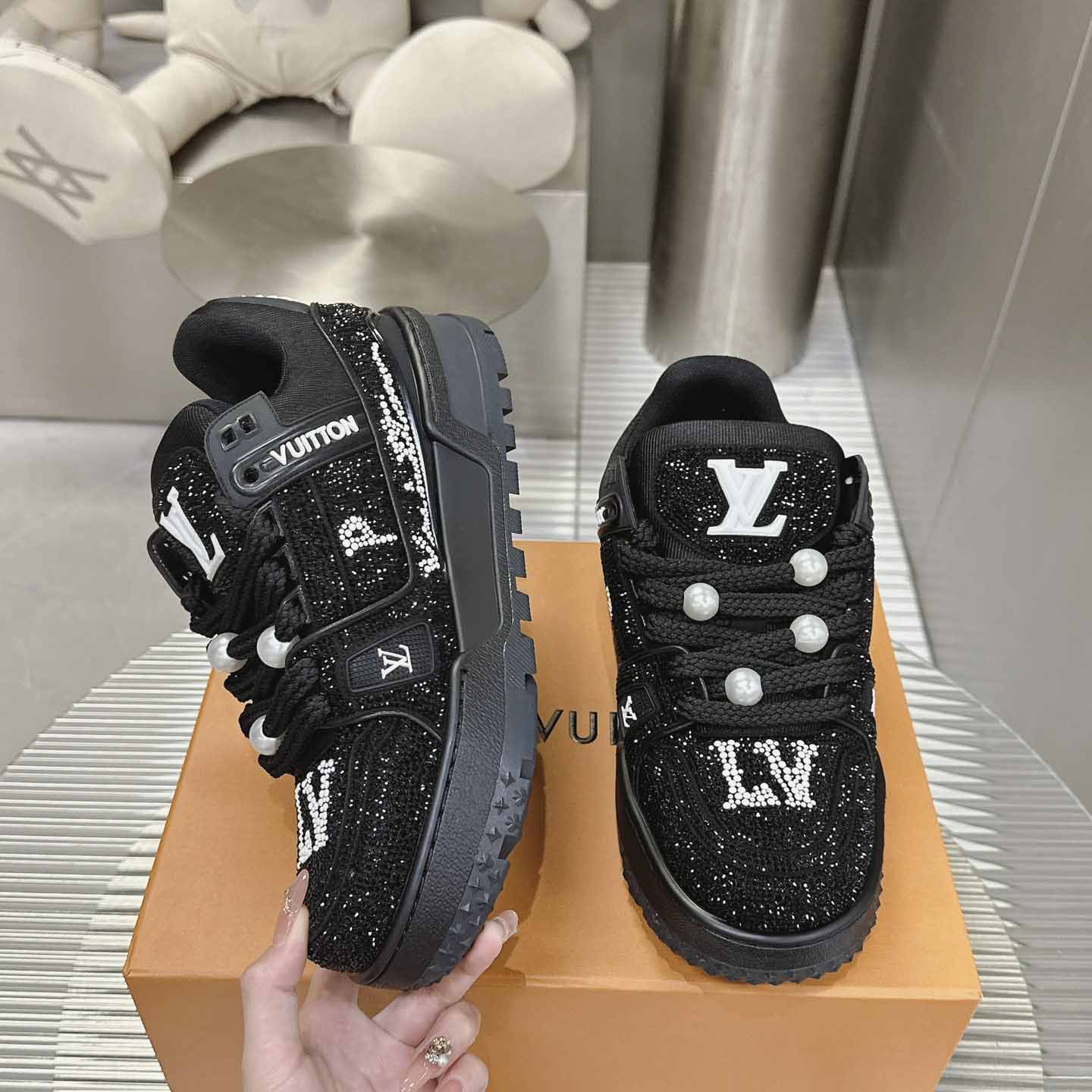 Louis Vuitton LV Trainer Maxi Sneaker   1ACEOK（upon uk size） - DesignerGu