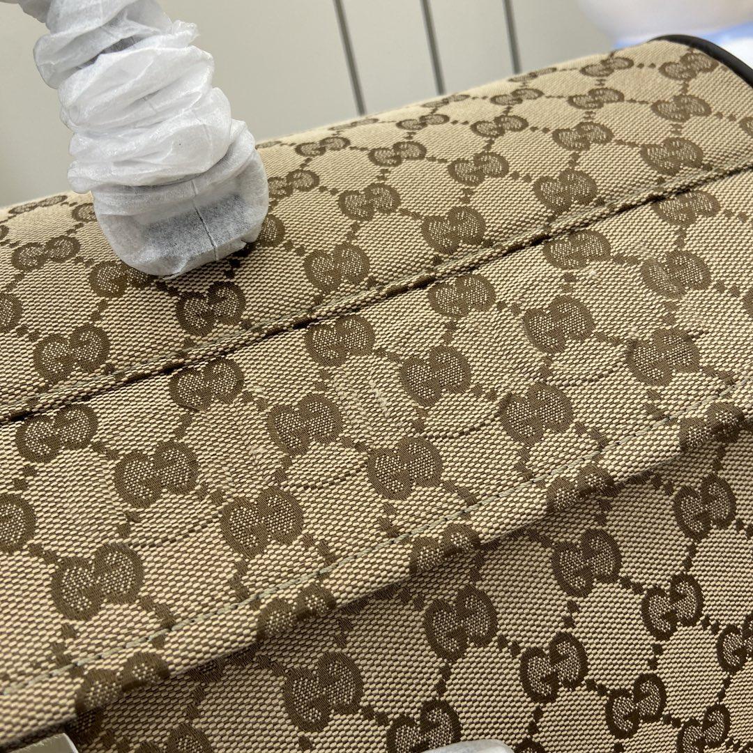 Gucci Medium GG Duffle Bag - 