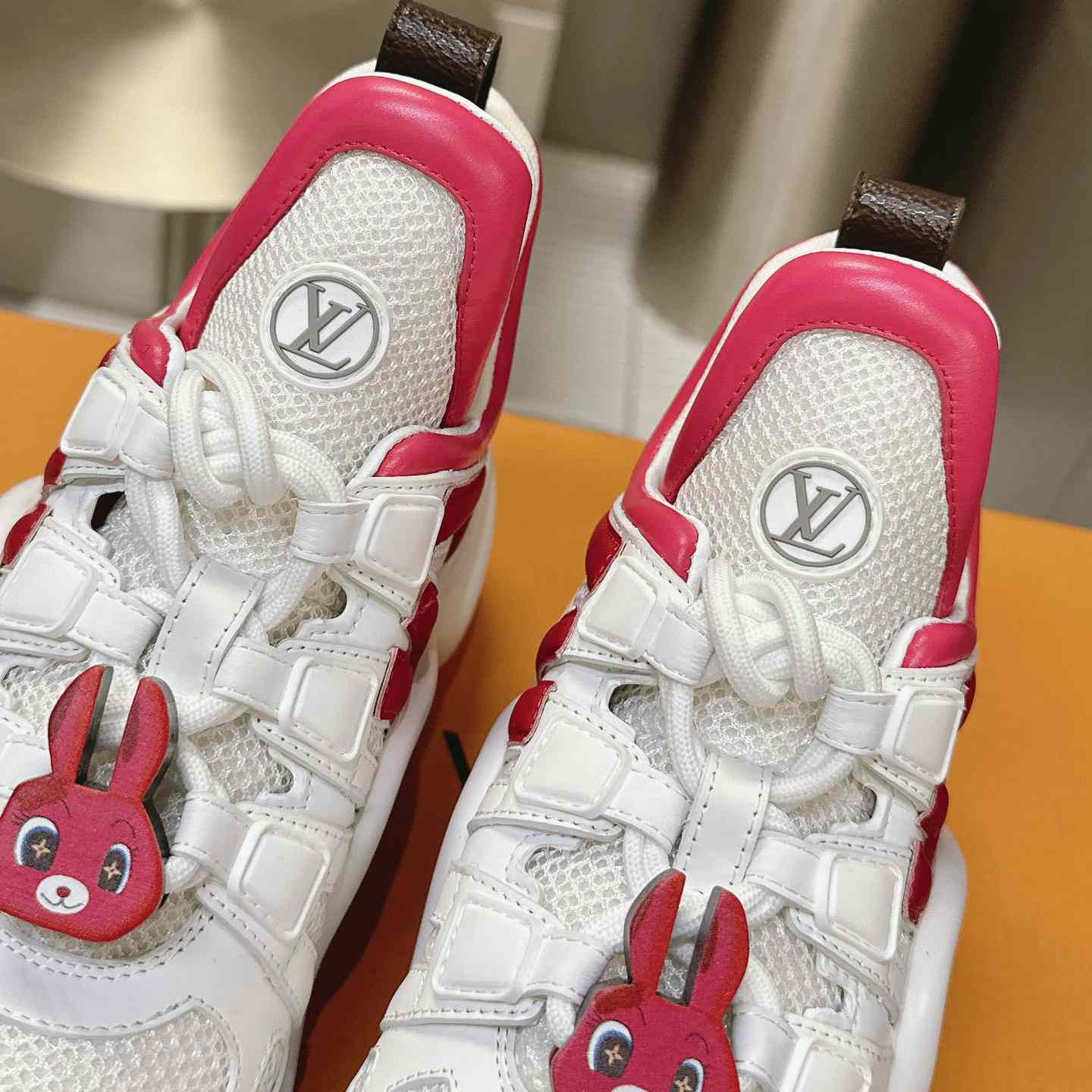 Louis Vuitton LV Archlight Sneaker   1AD35I - 