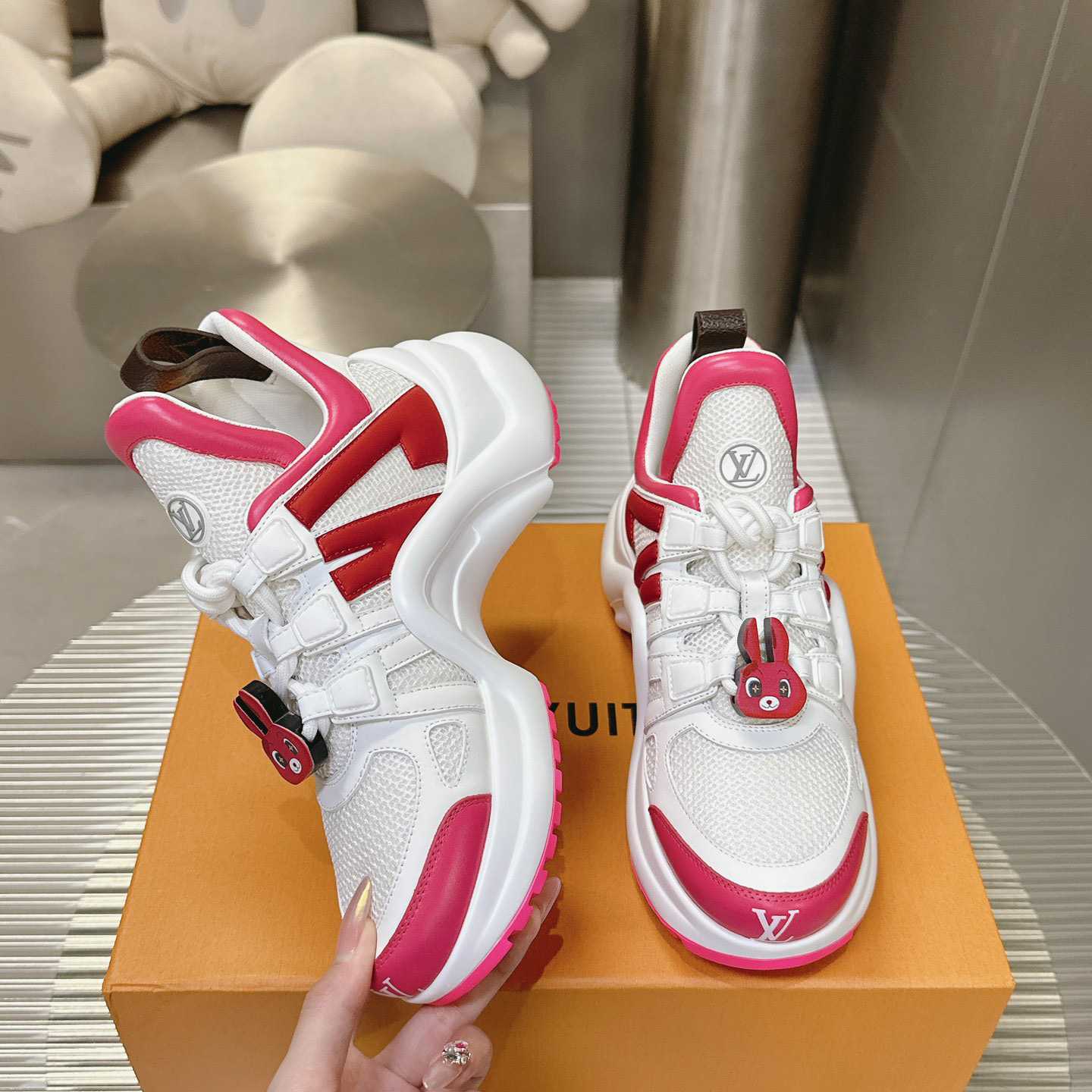 Louis Vuitton LV Archlight Sneaker   1AD35I - 