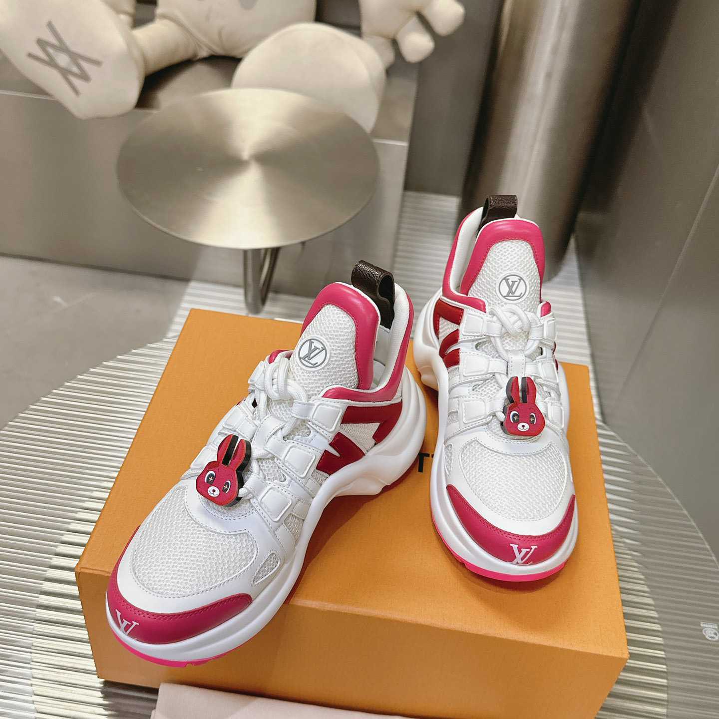 Louis Vuitton LV Archlight Sneaker   1AD35I - 
