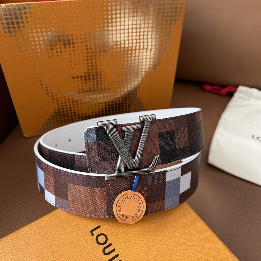 Louis Vuitton LV Initiales 40mm Reversible Belt - 