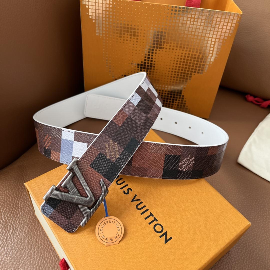 Louis Vuitton LV Initiales 40mm Reversible Belt - 