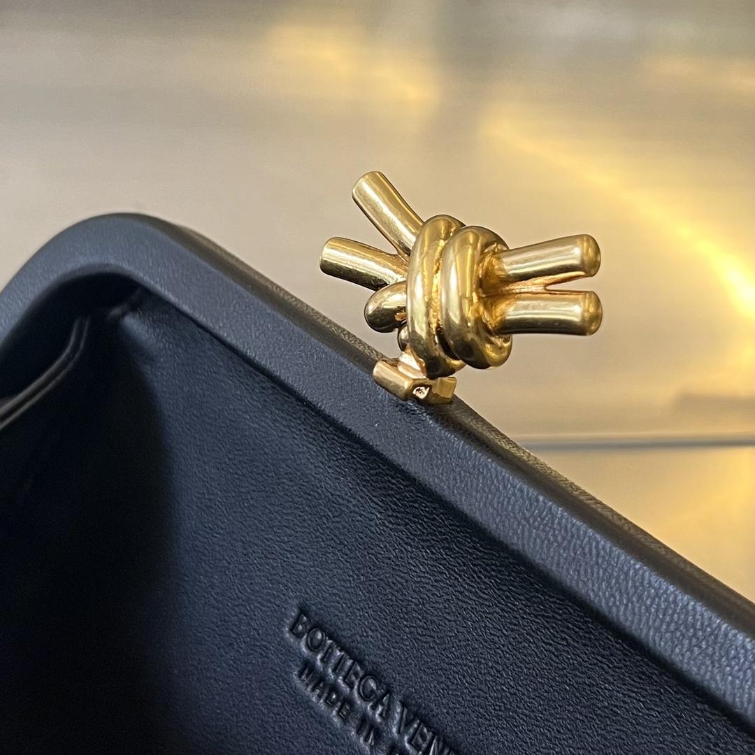 Bottega Veneta Knot - 