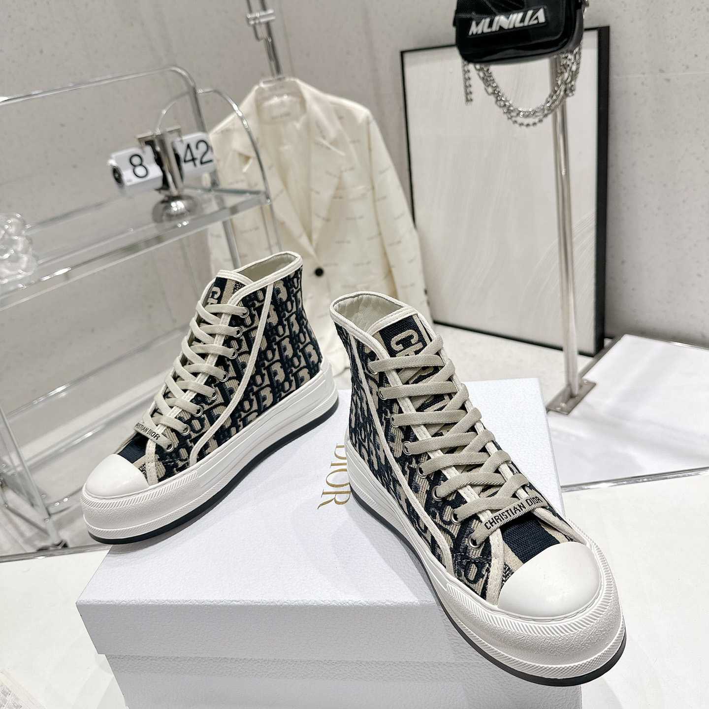 Dior Walk'n'Dior Platform Sneaker - 