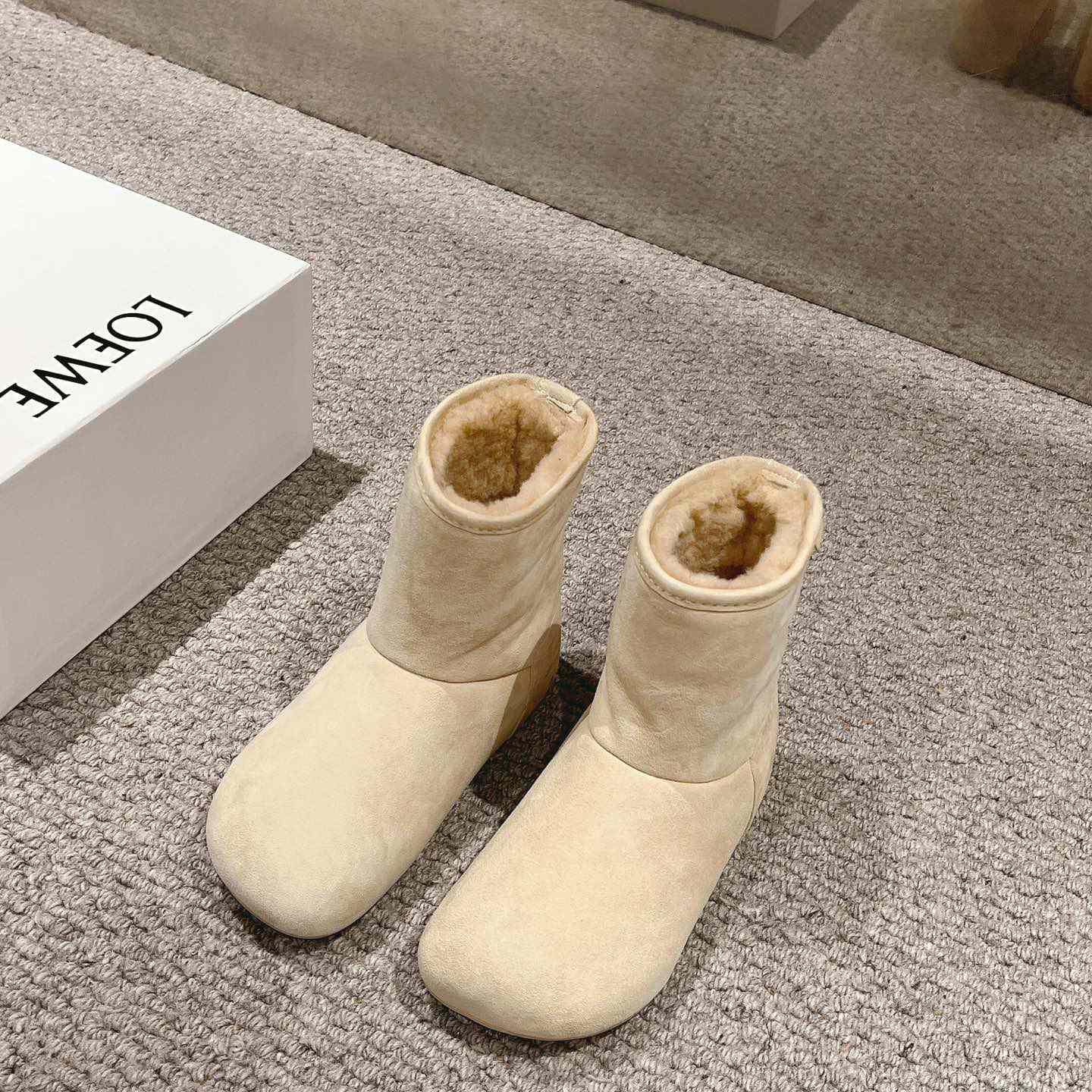 Loewe Lago Boot In Suede And Shearling - 
