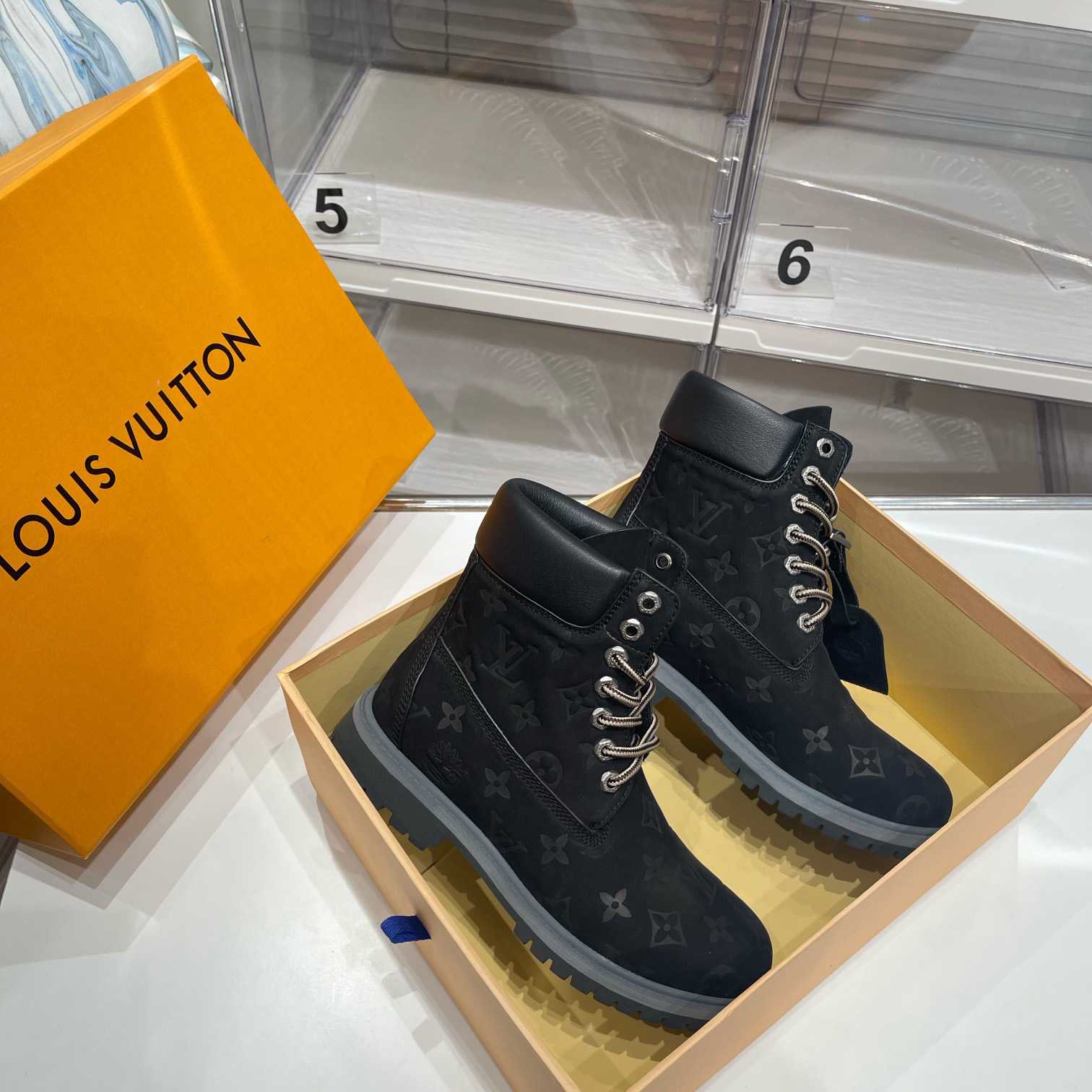 Louis Vuitton x Timberland Ankle Boot - 
