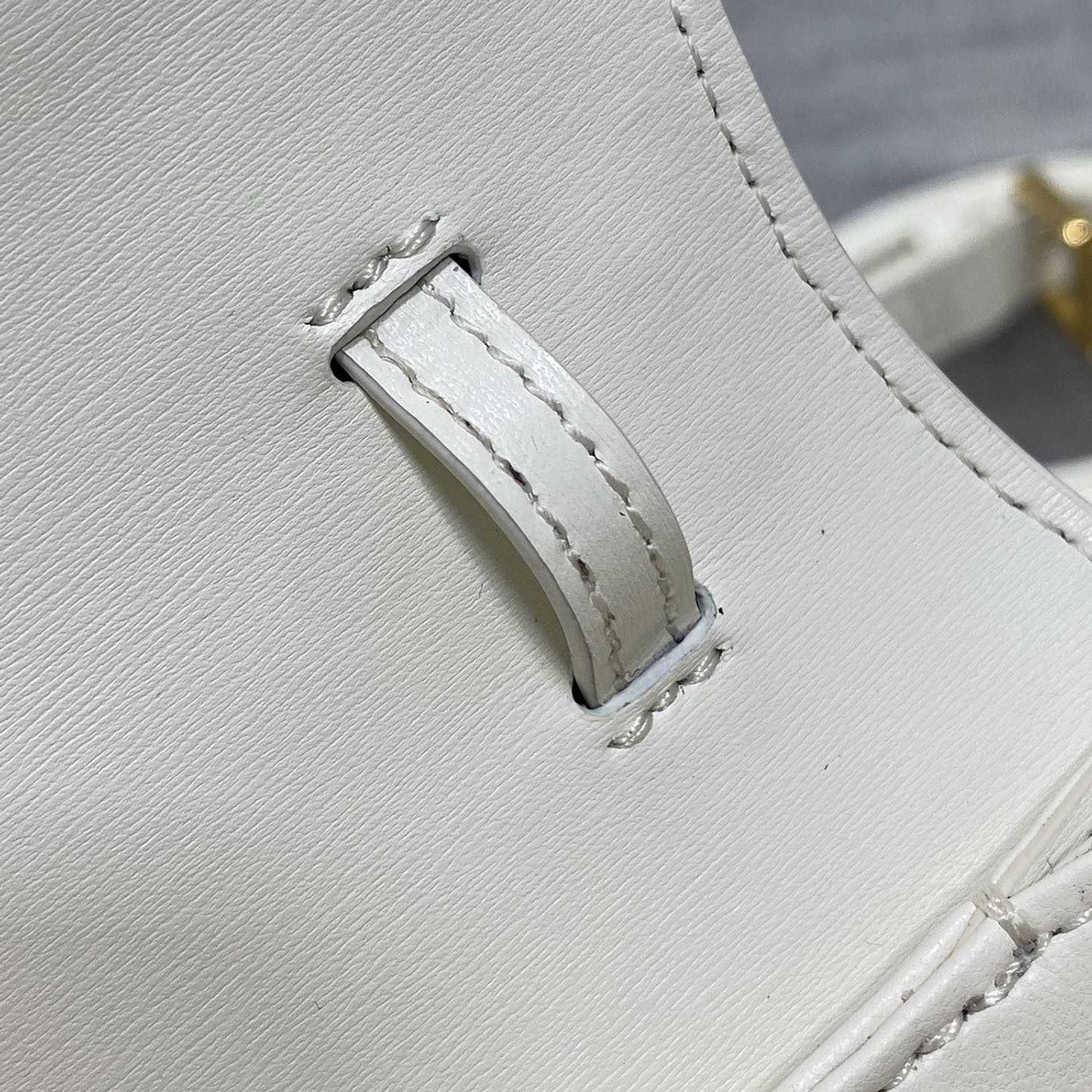 Dior Medium 30 Montaigne Avenue Top Handle Bag - 