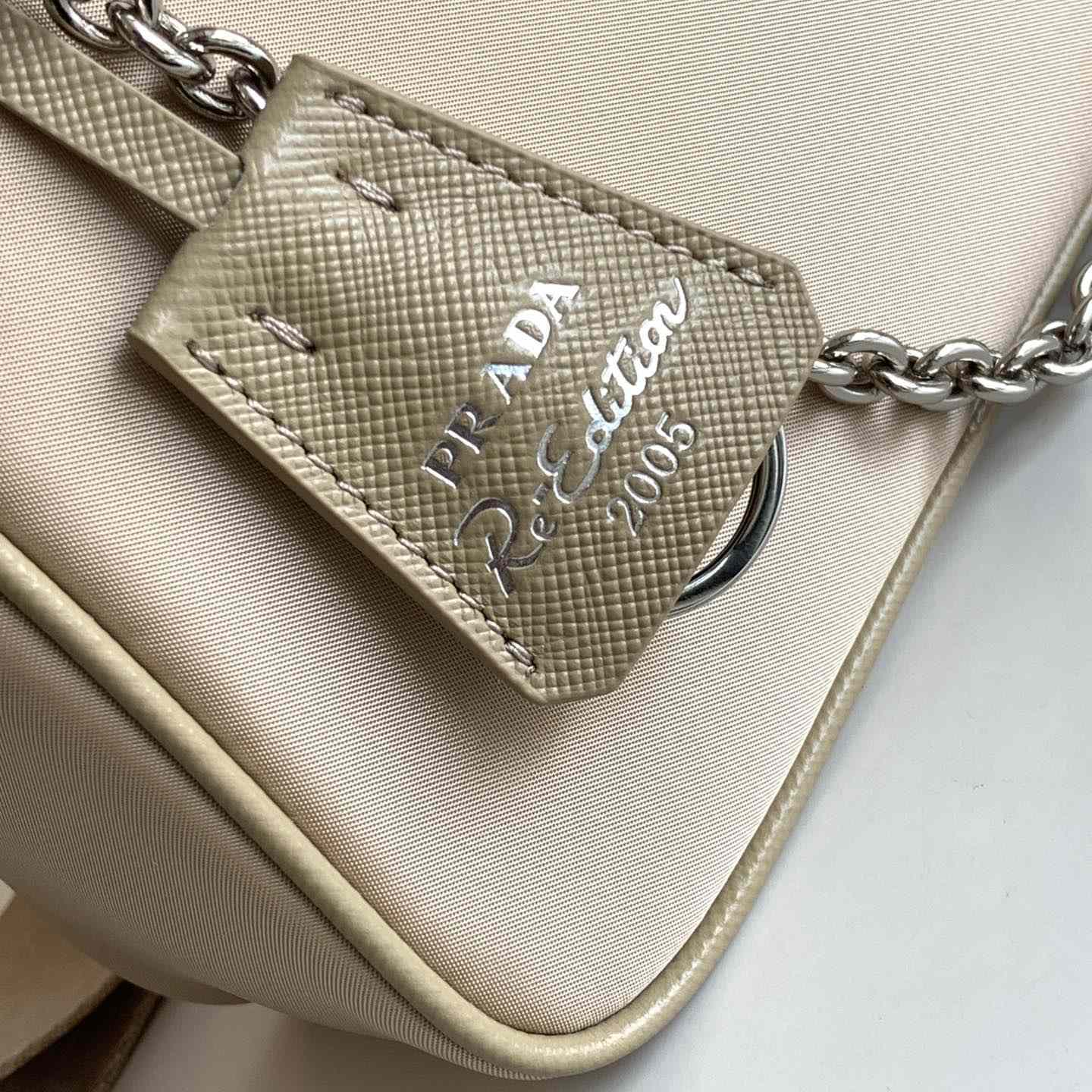 Prada Re-Edition 1995 Chaîne Re-Nylon Mini-bag - 