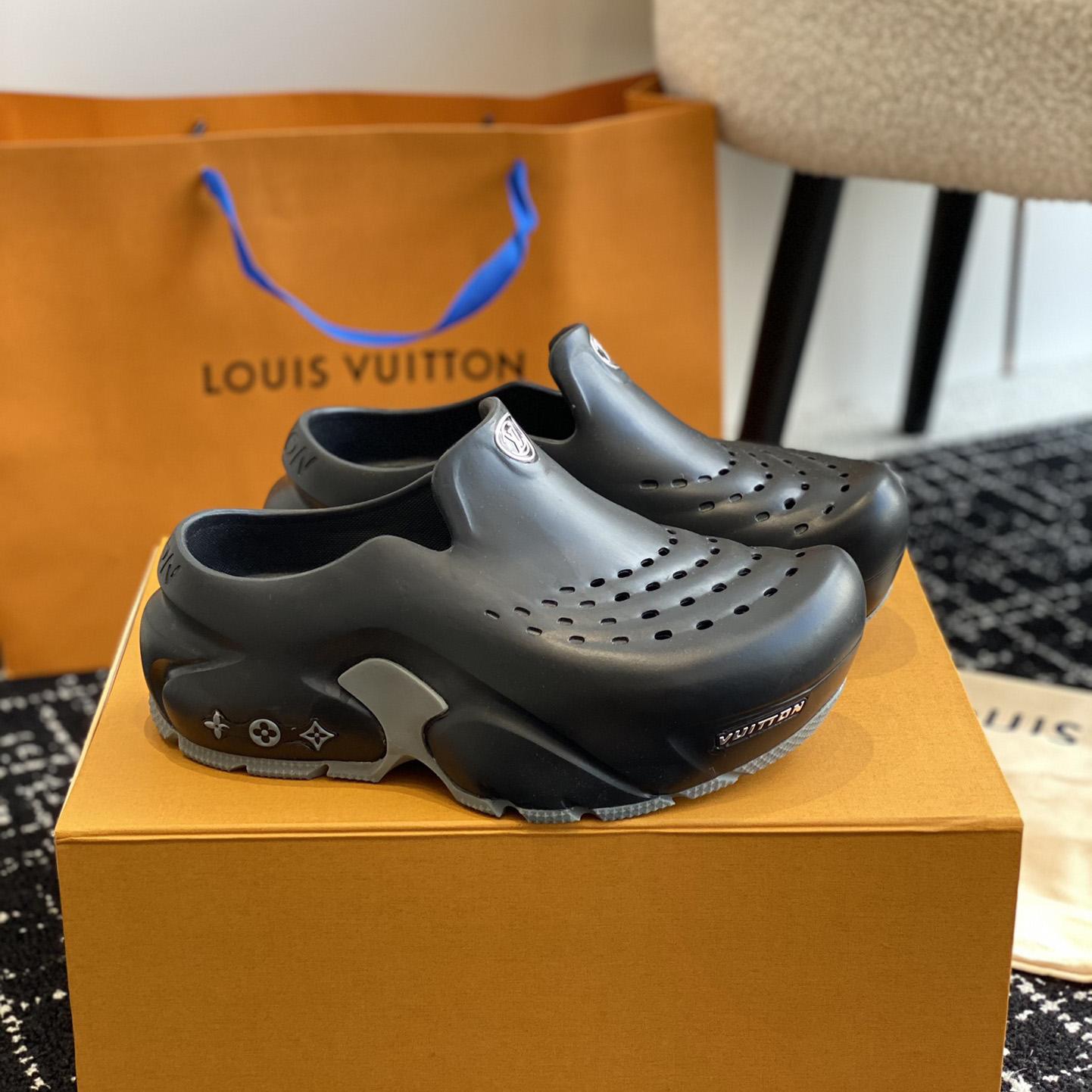 Louis Vuitton LV Shark Clog   1ABSN3 - 