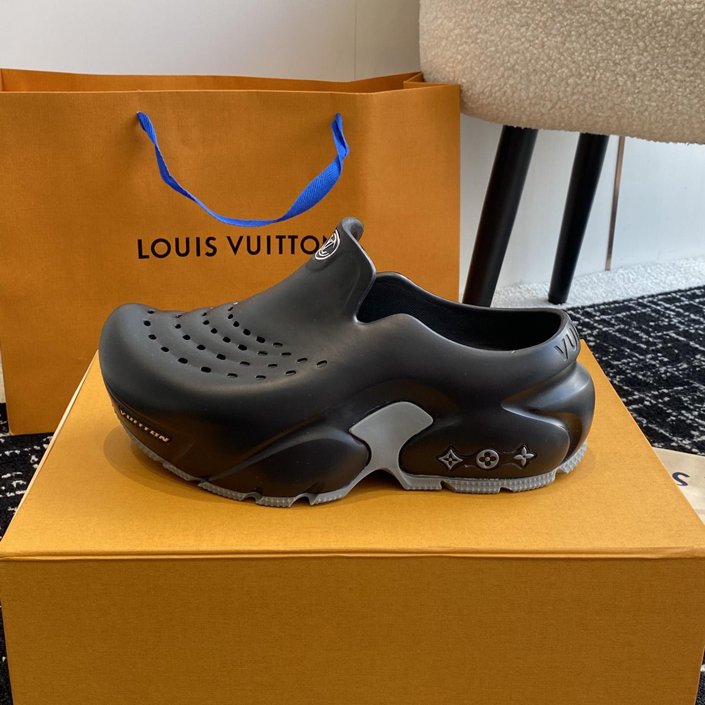 Louis Vuitton LV Shark Clog   1ABSN3 - 