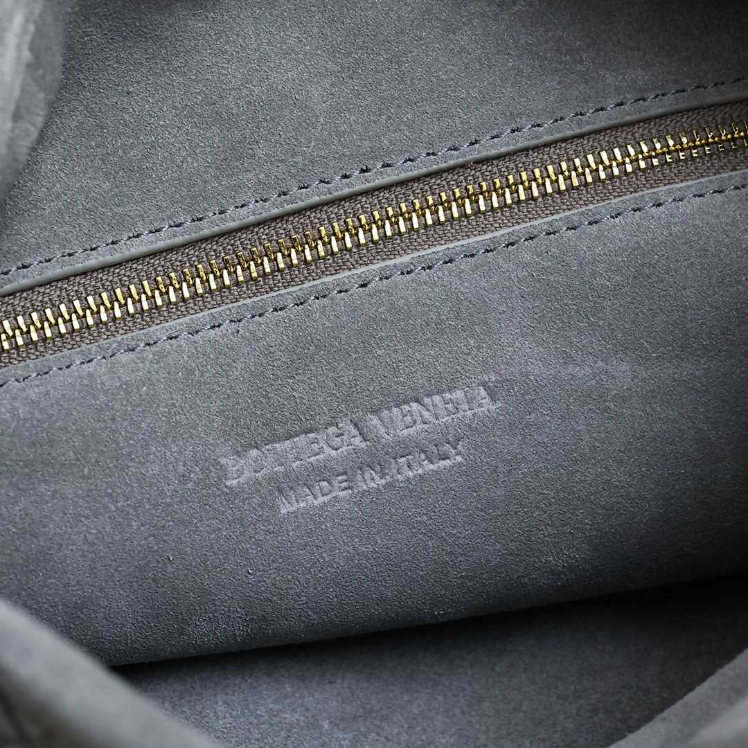Bottega Veneta Hop  - 