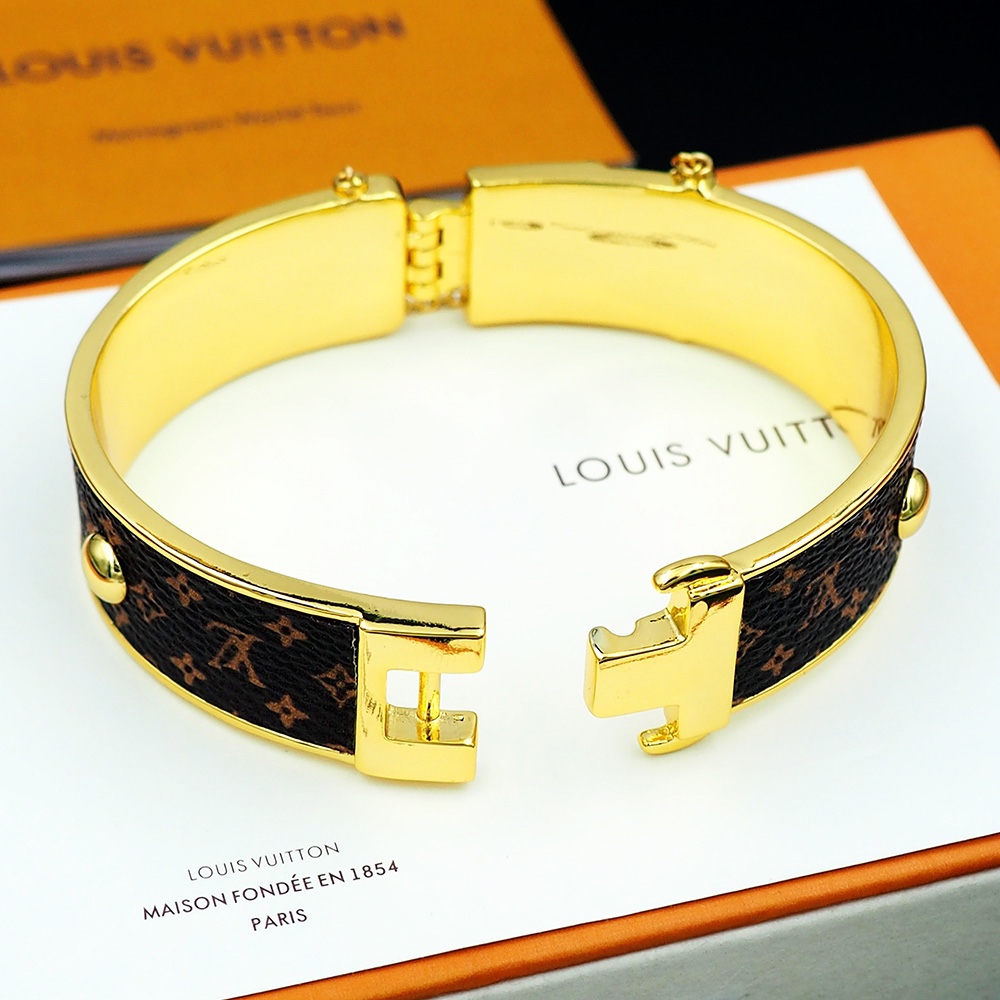 Louis Vuitton LV Signature Bracelet   M1434S - 