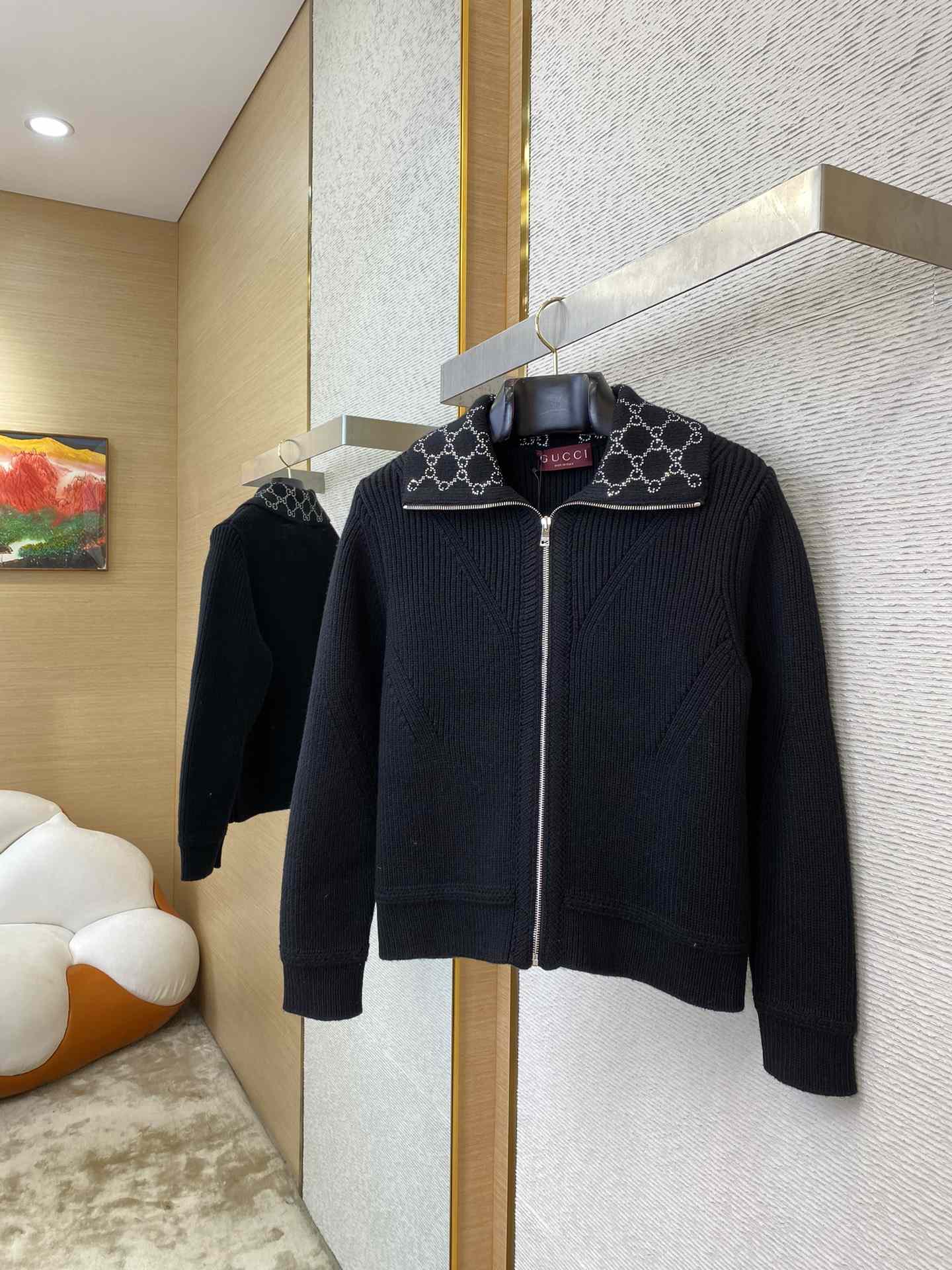 Gucci Knit Wool Sweater With Web - 