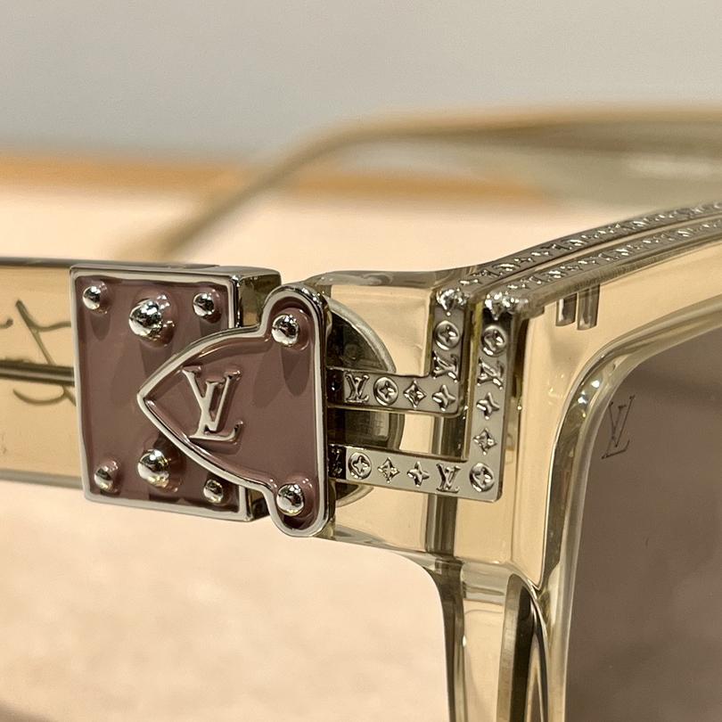 Louis Vuitton 1.1 Millionaires Square Sunglasses  LV96006 - 