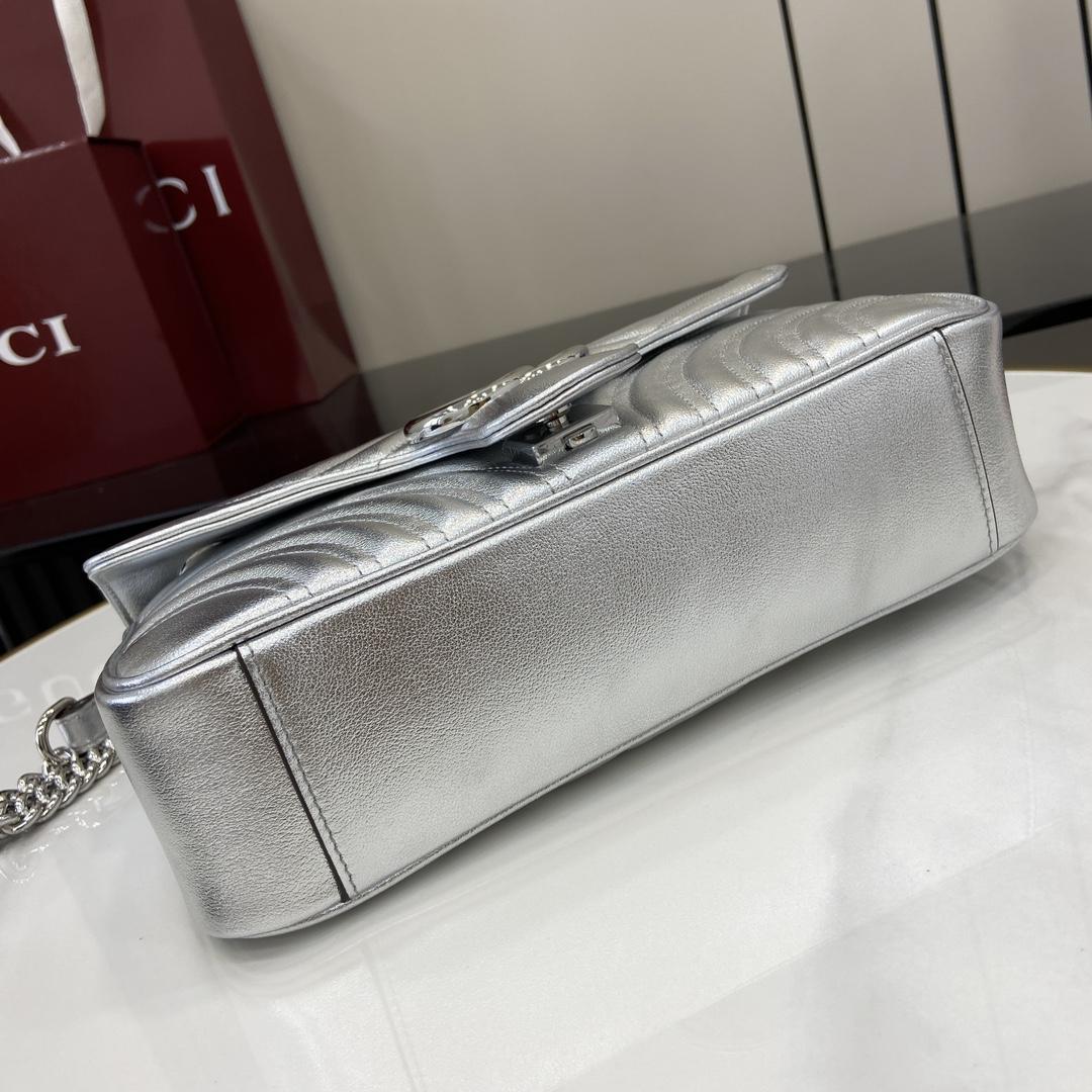 Gucci GG Marmont Small Shoulder Bag - 