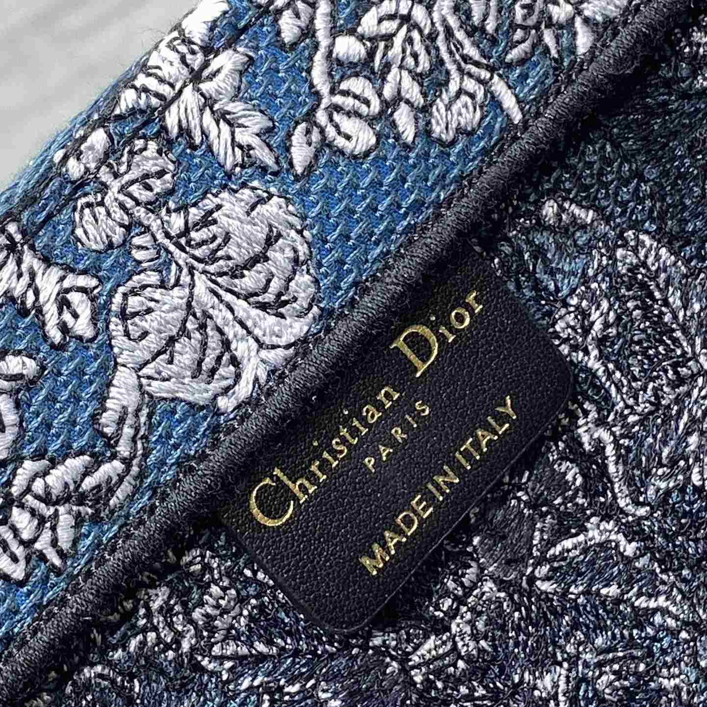 Dior Medium Dior Book Tote    - 