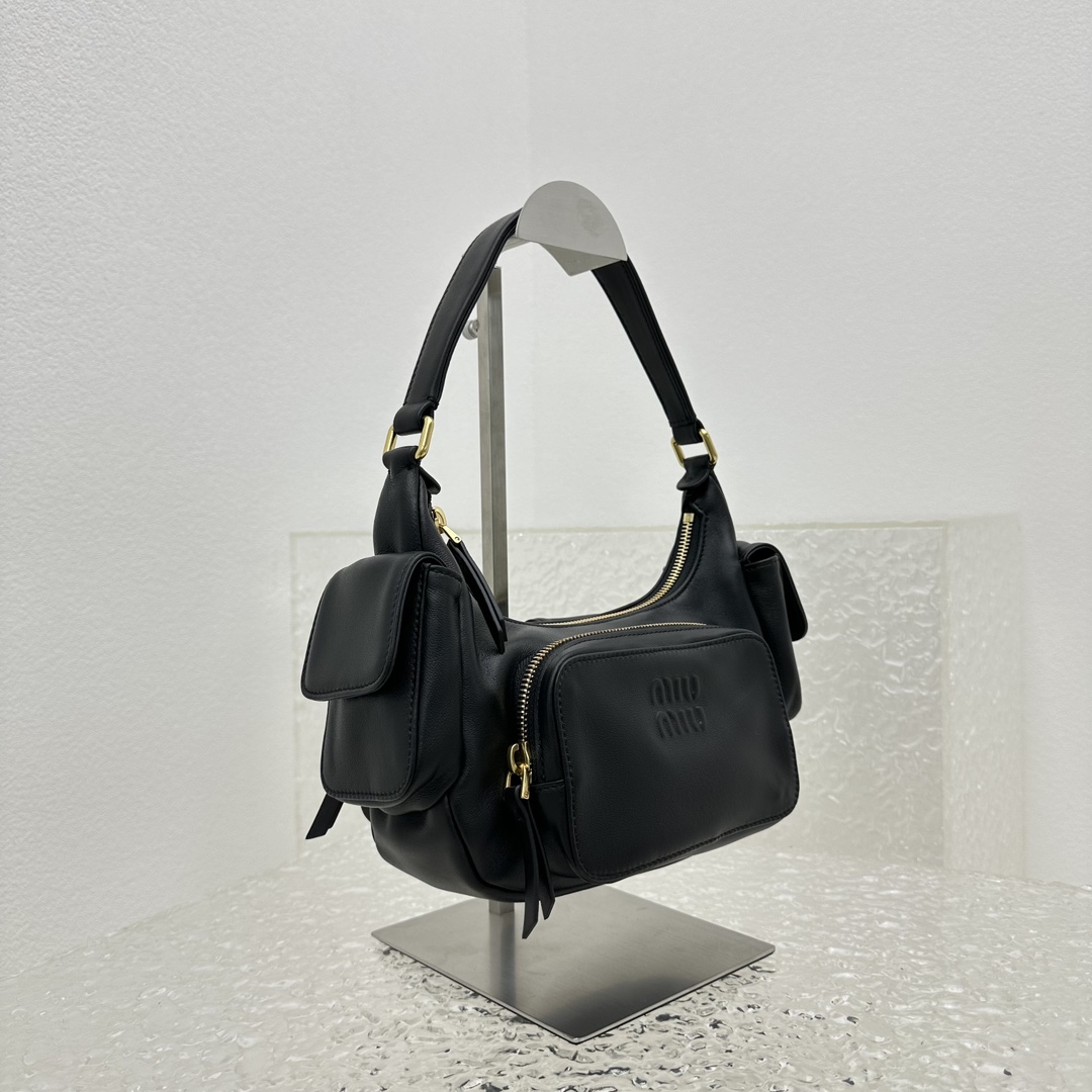 Miu Miu Nappa Leather Pocket Bag (21-12-6cm) - 