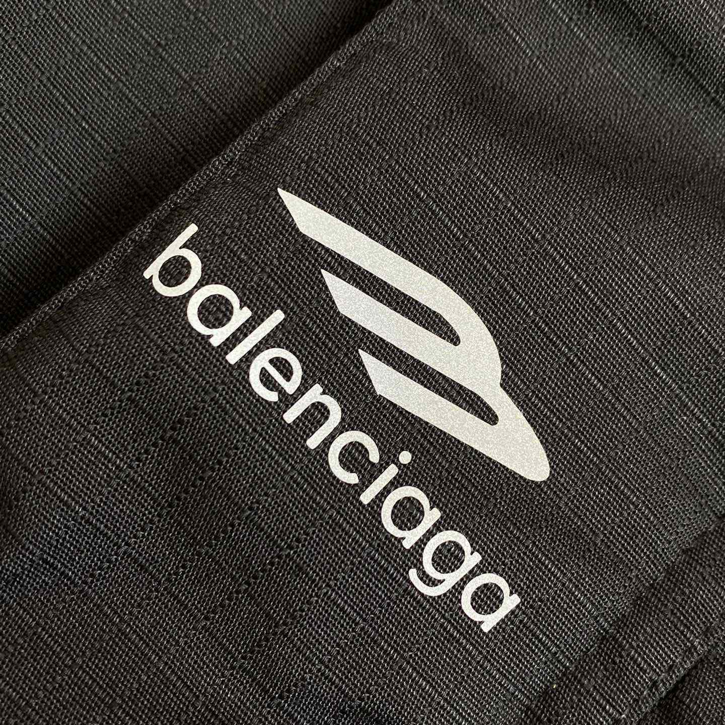 Balenciaga 3B Sports Icon Ski Parka In Black  - 
