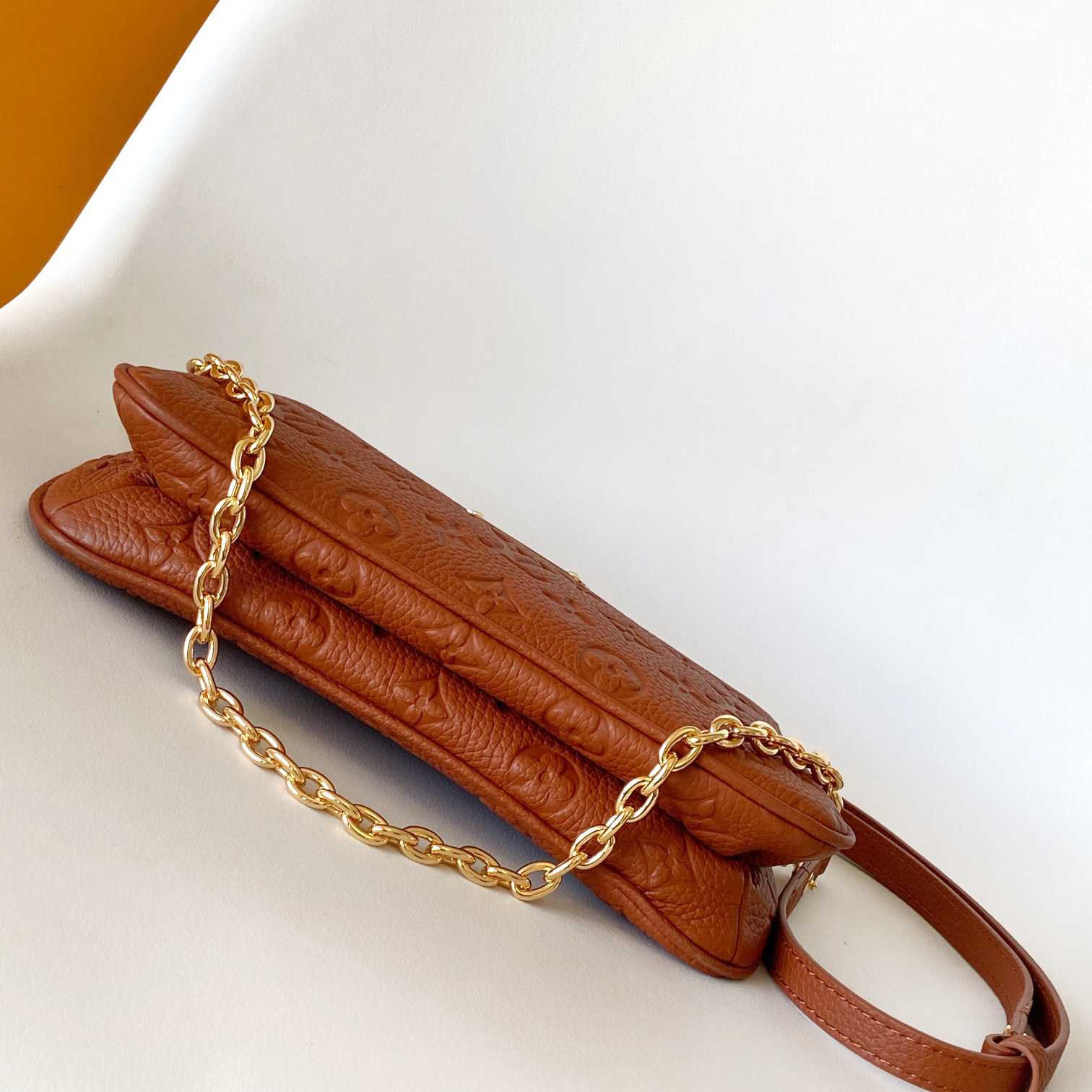 Louis Vuitton Liv Pochette  M11916 - 