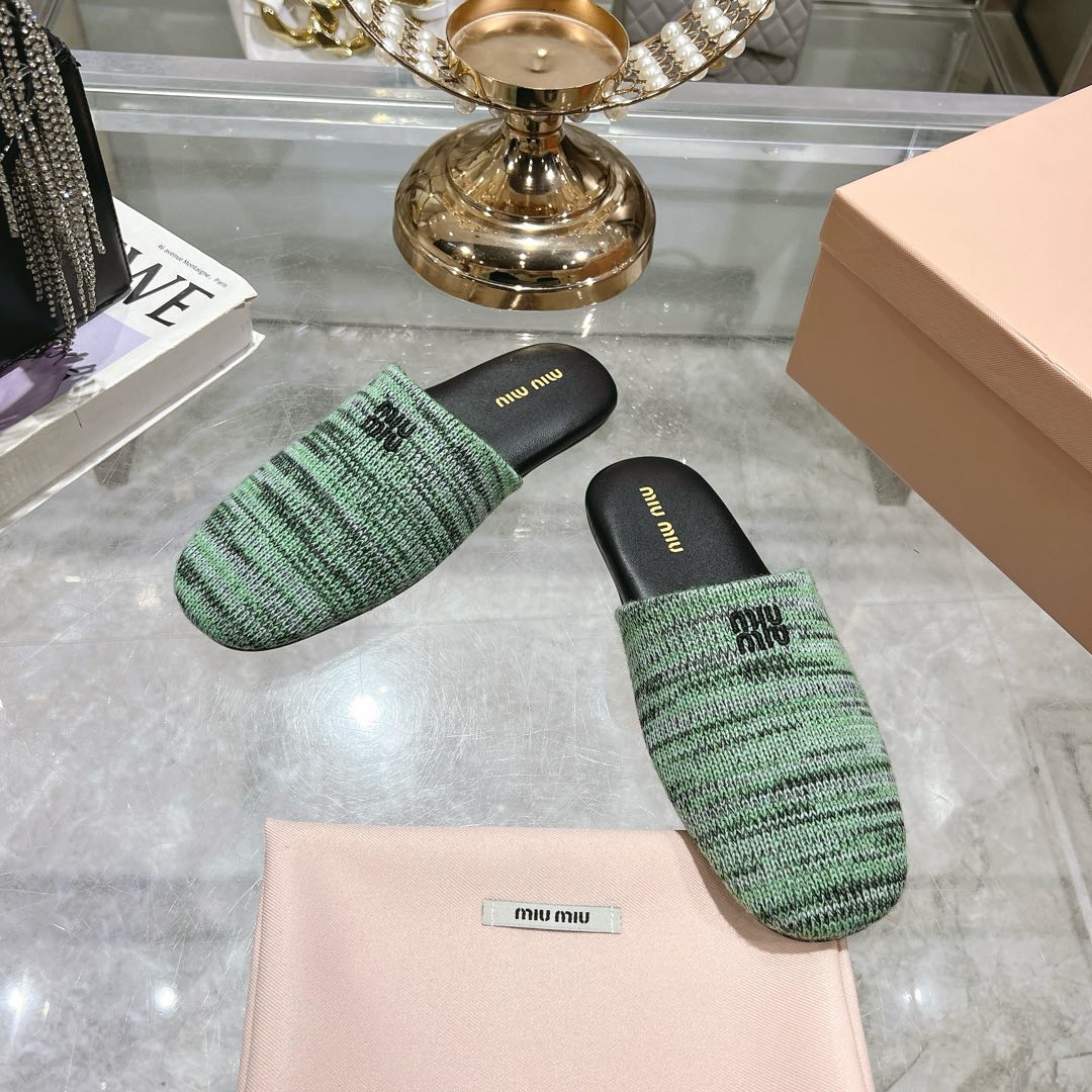 Miu Miu Wool slippers - 