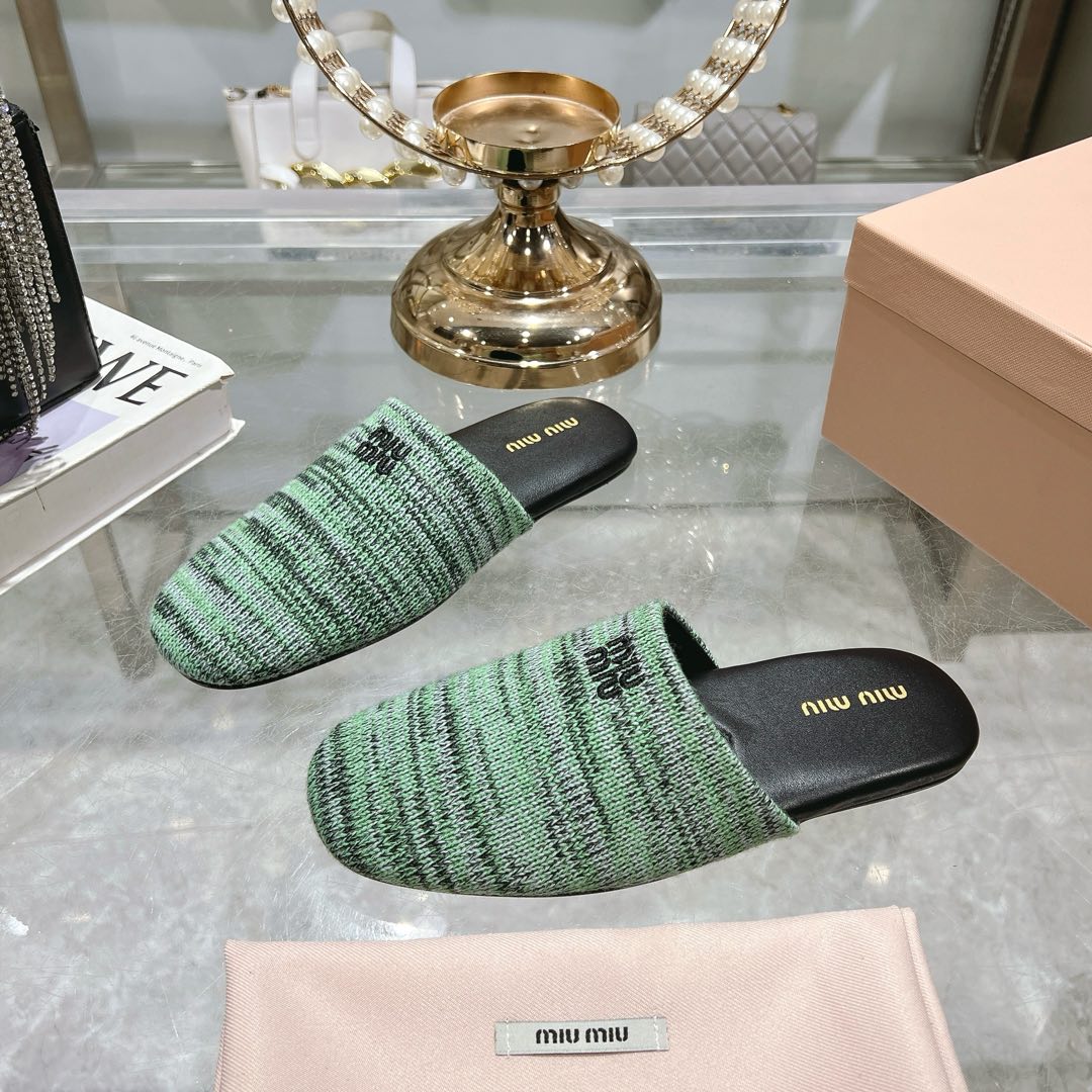 Miu Miu Wool slippers - 