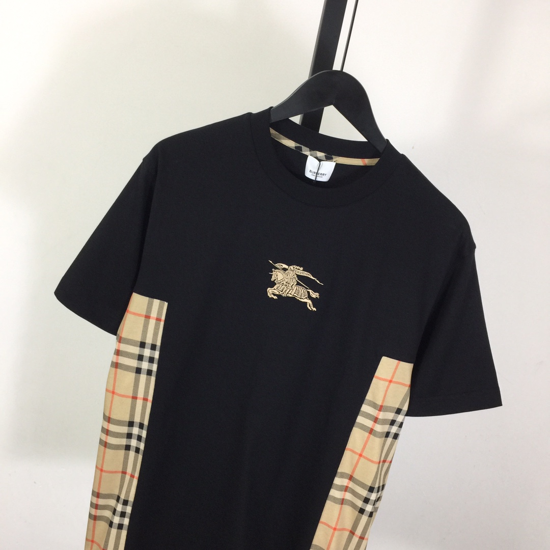 Burberry Cotton T-shirt - 