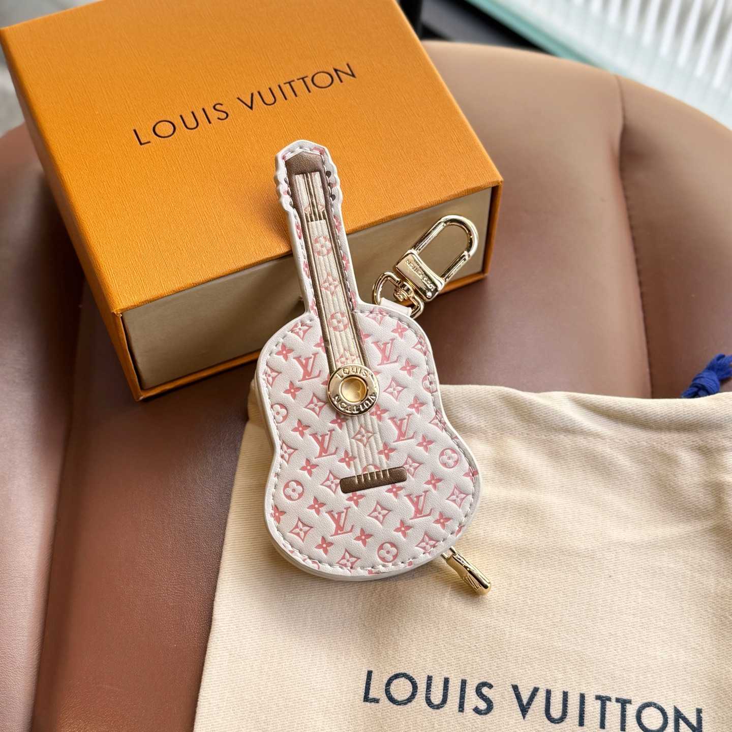Louis Vuitton Guitar Pouch Bag Charm   M02032 - 