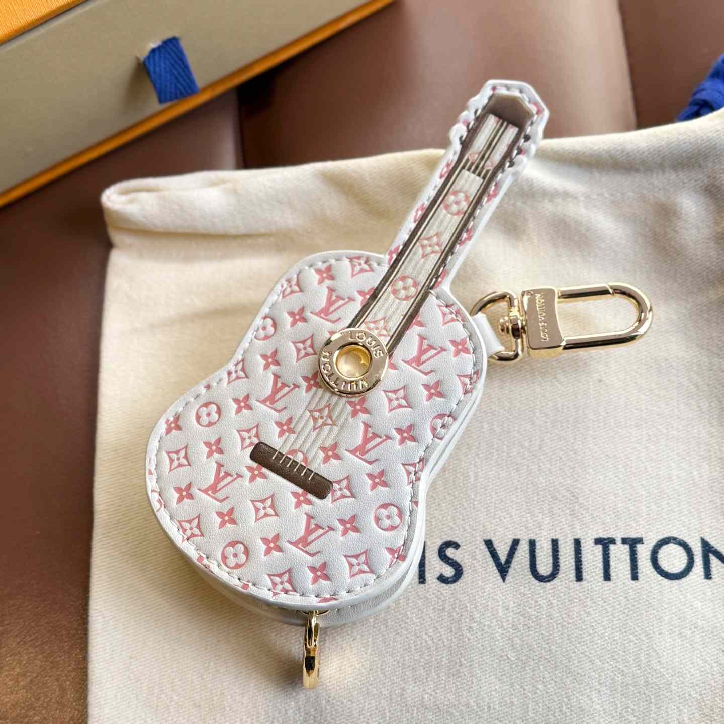 Louis Vuitton Guitar Pouch Bag Charm   M02032 - 