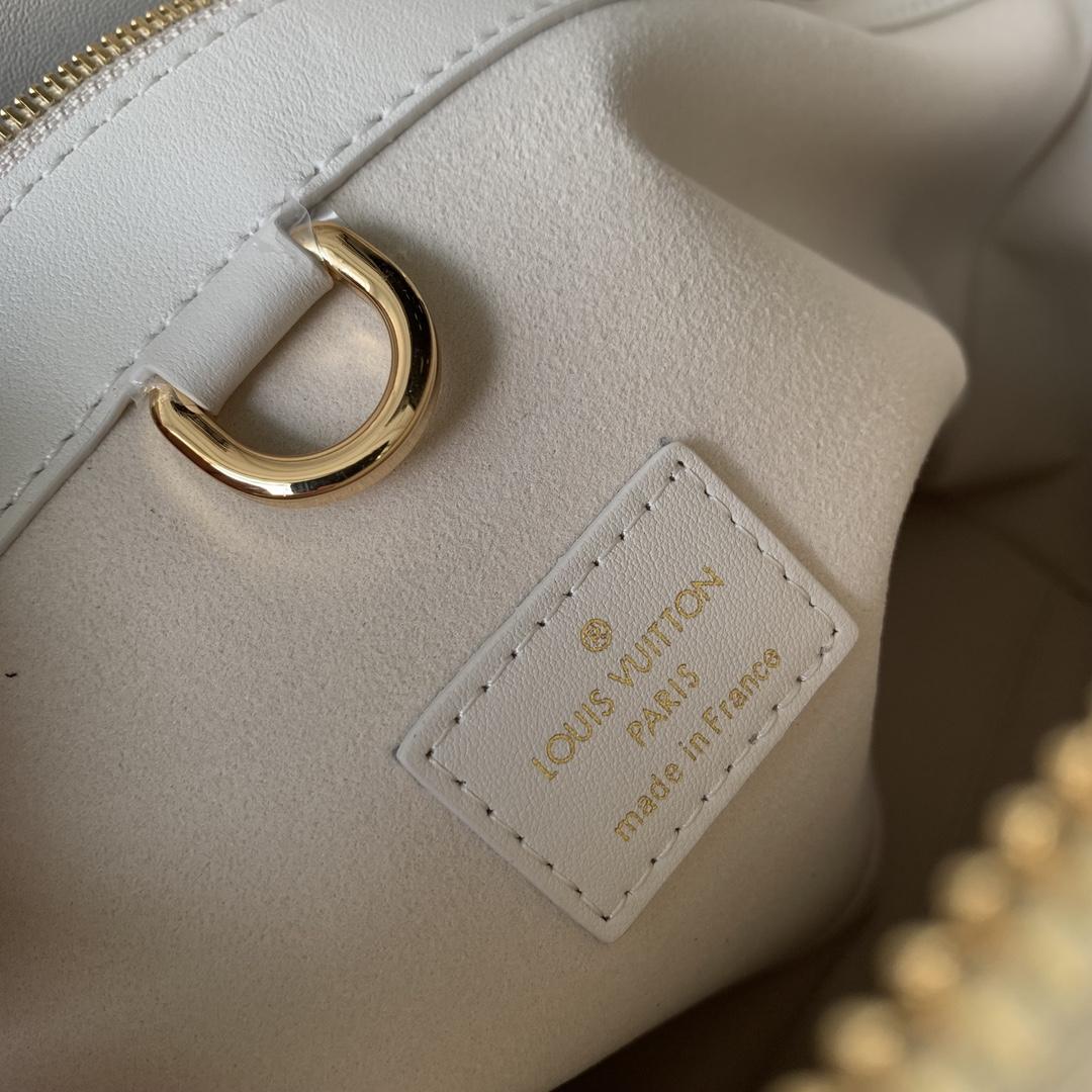 Louis Vuitton Vendôme MM  M23061 - 