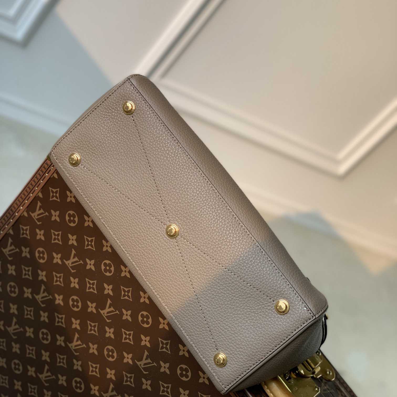 Louis Vuitton Vendôme MM  M22927 - 