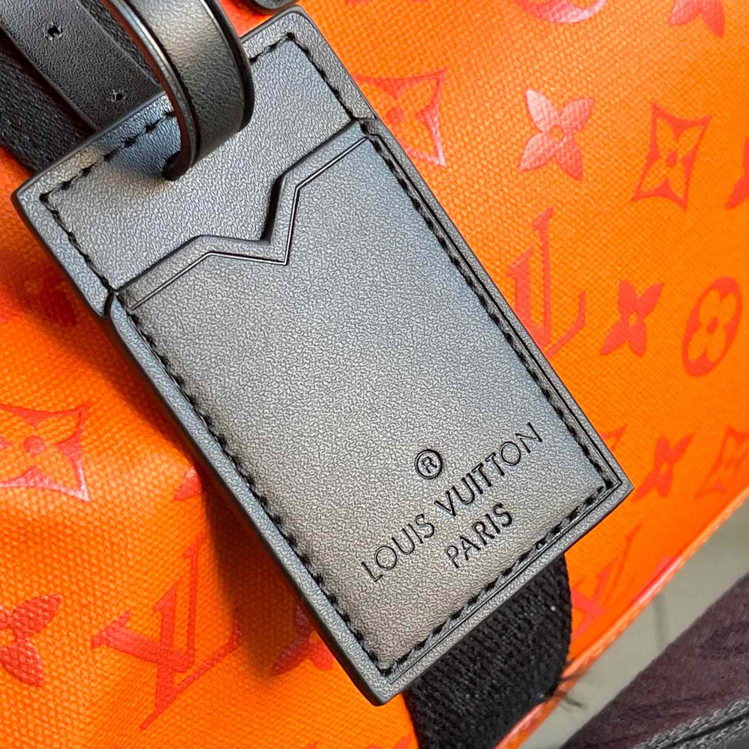 Louis Vuitton Keepall Sport  M12724 - 