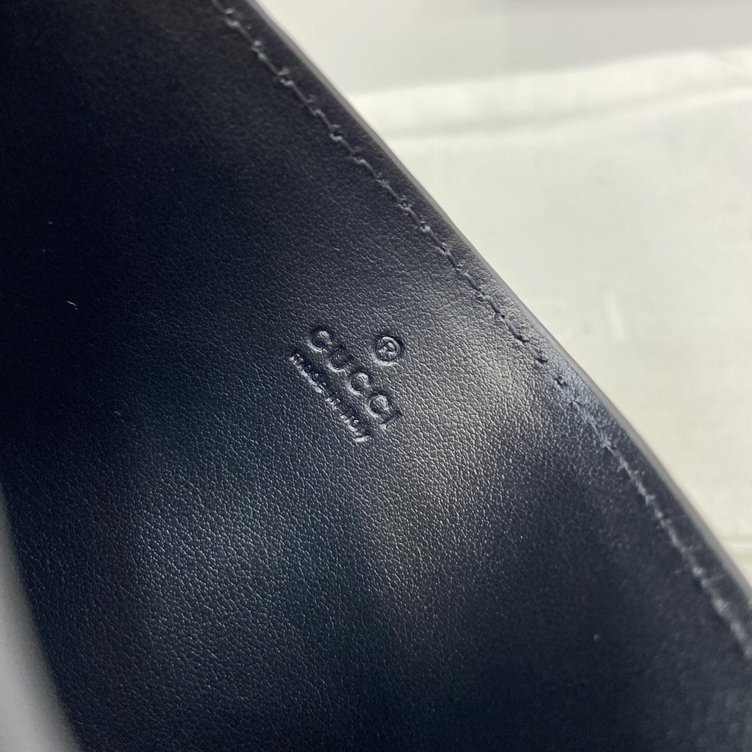 Gucci Maxi GG Card Case - 