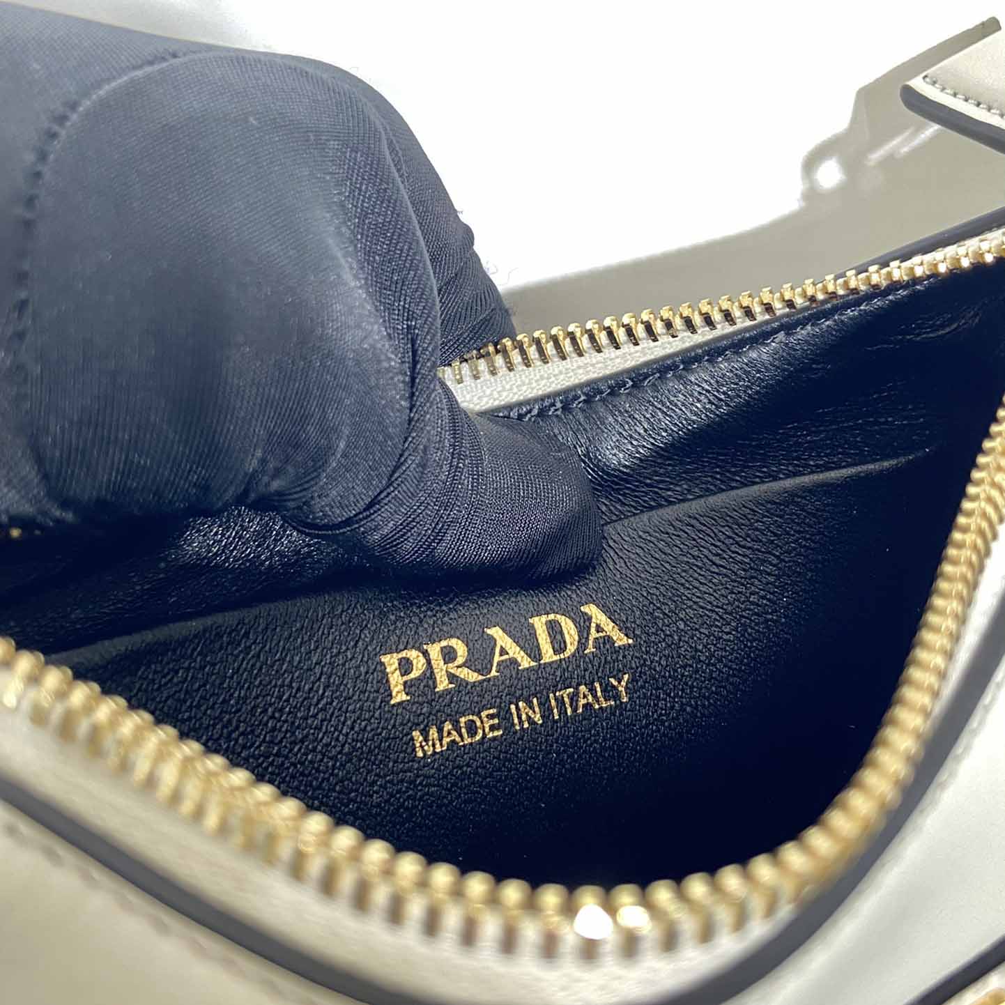 Prada Arqué Small Leather Shoulder Bag - 