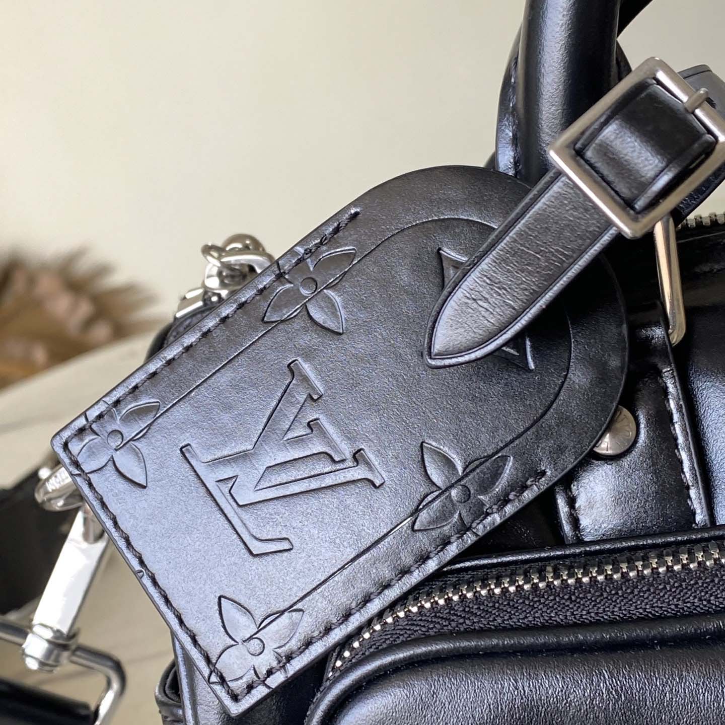 Louis Vuitton Keepall Cargo Bandoulière 25   M13988 - 