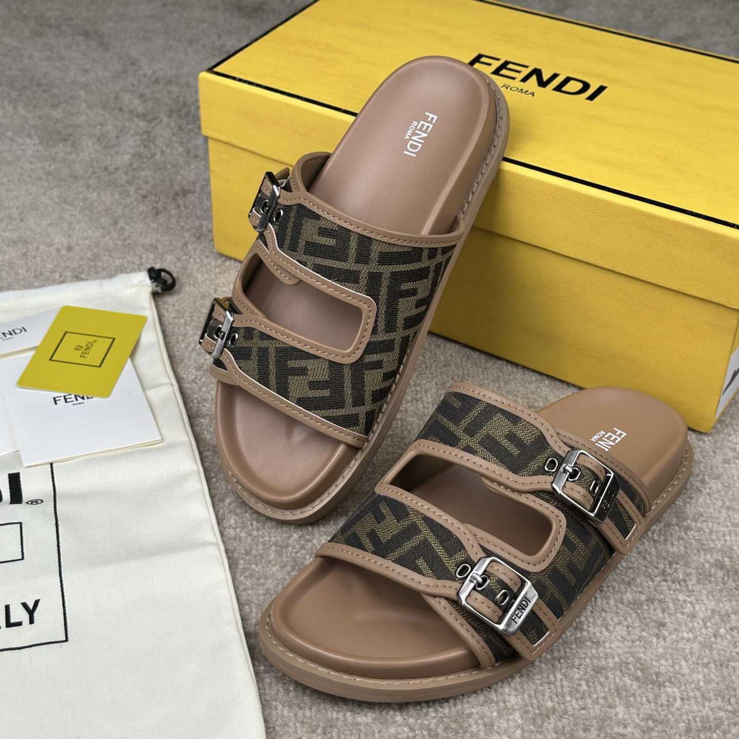 Fendi Feel Sandals  - 