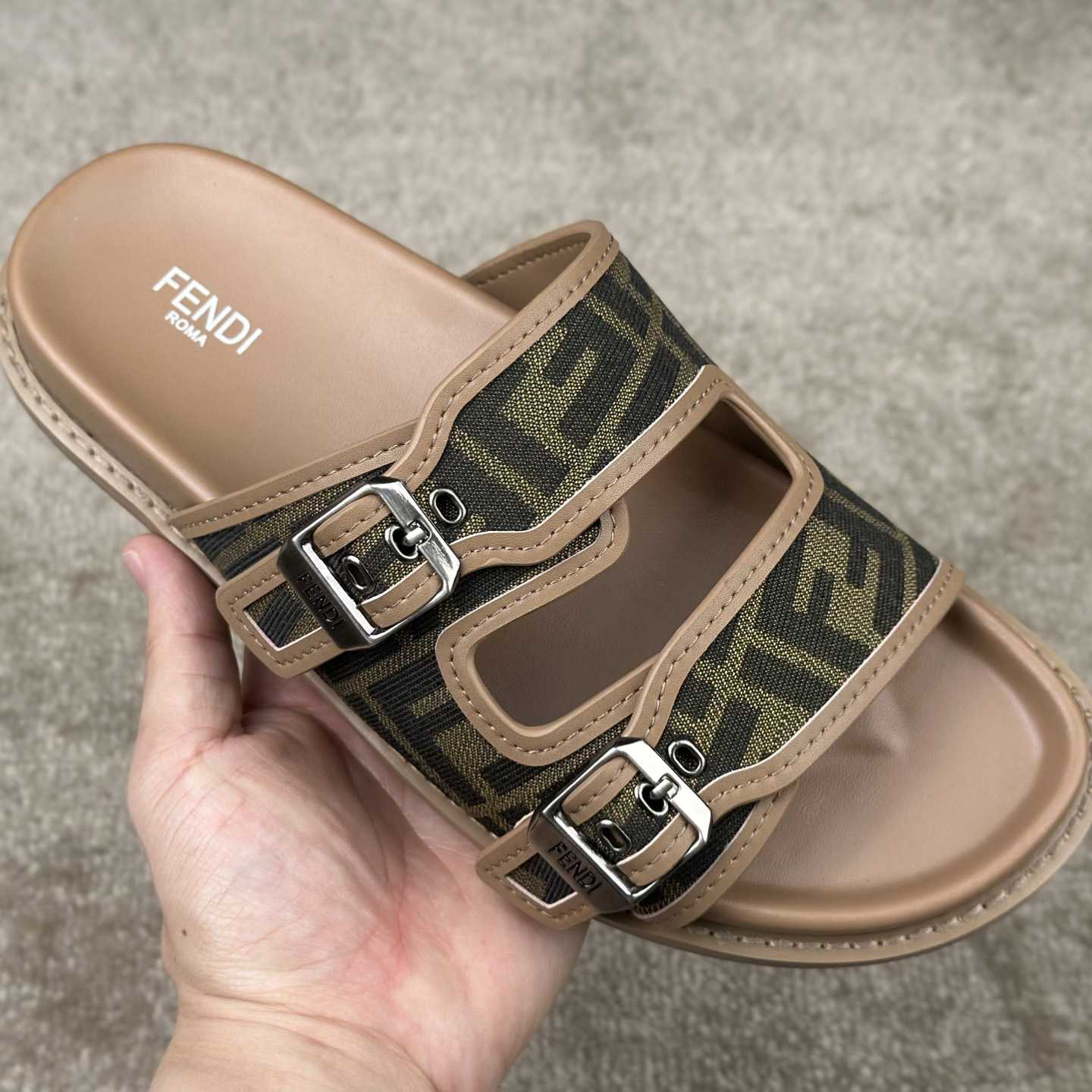 Fendi Feel Sandals  - 