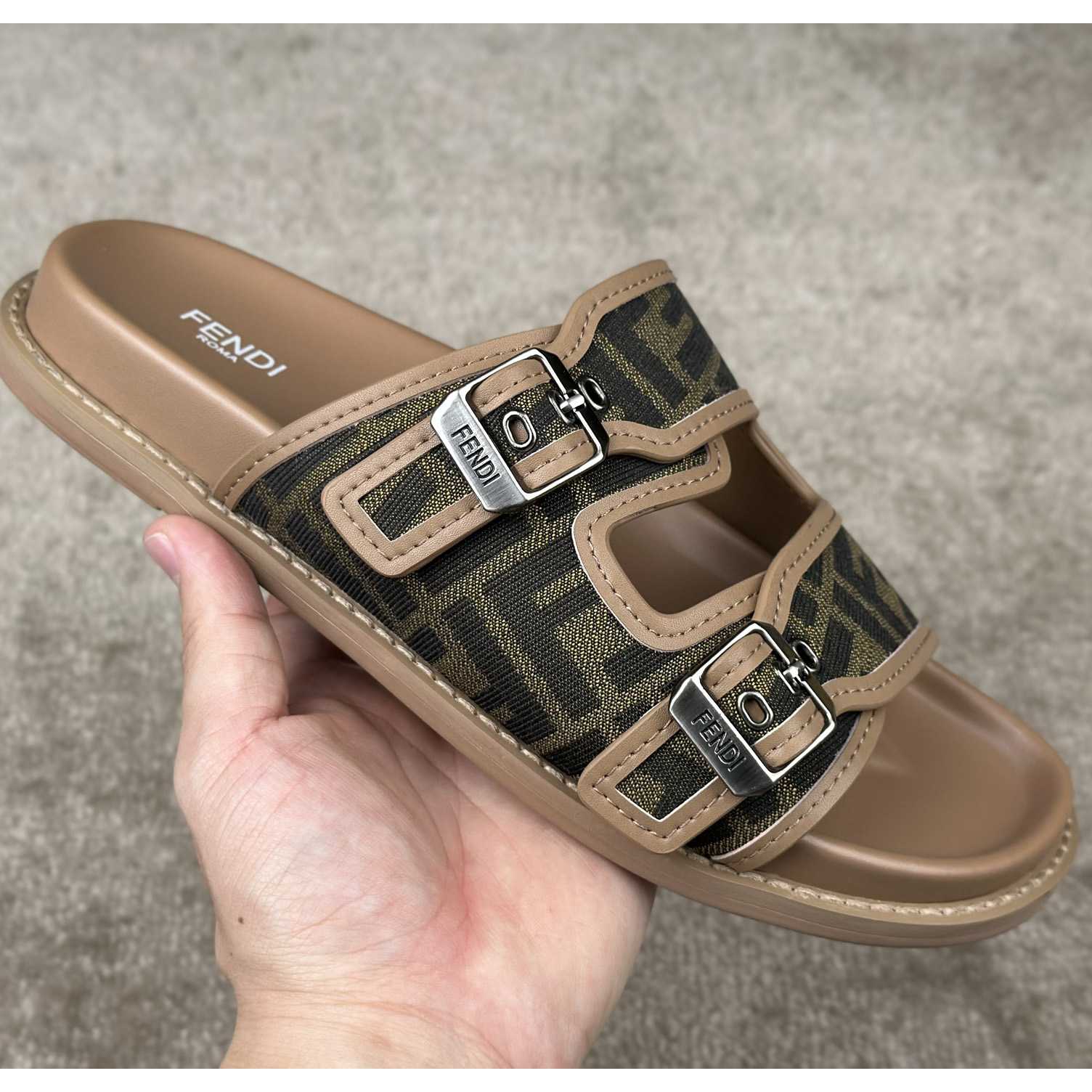 Fendi Feel Sandals  - 