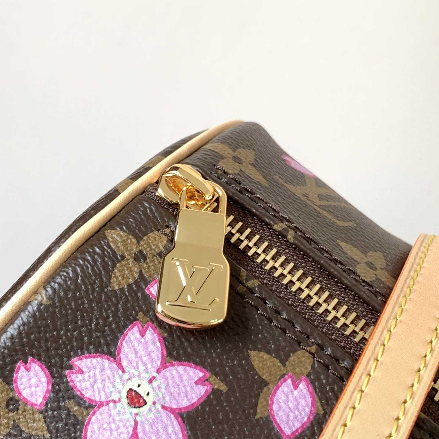 Louis Vuitton LV x TM Papillon  M13097 - 