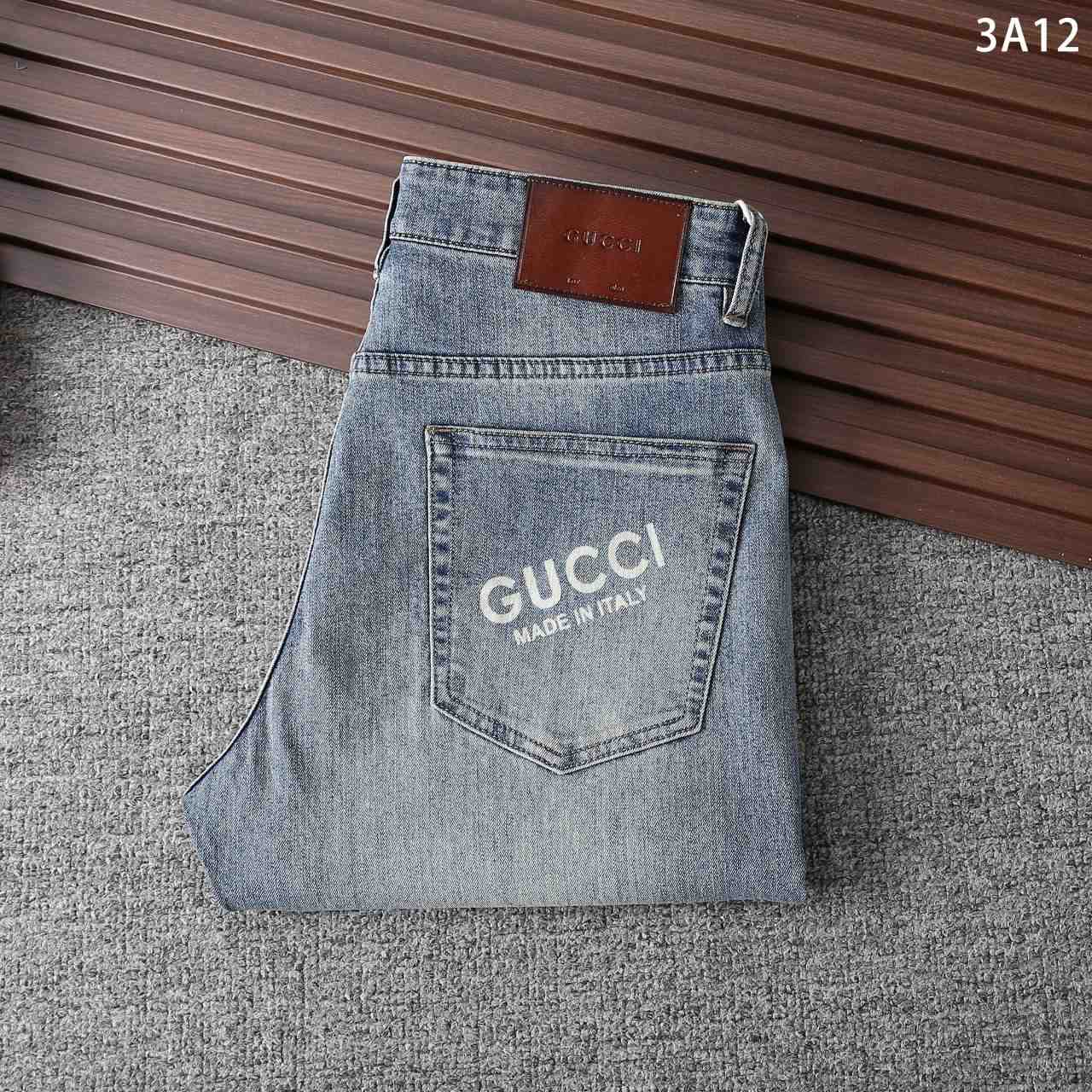 Gucci GG Denim Jeans - 