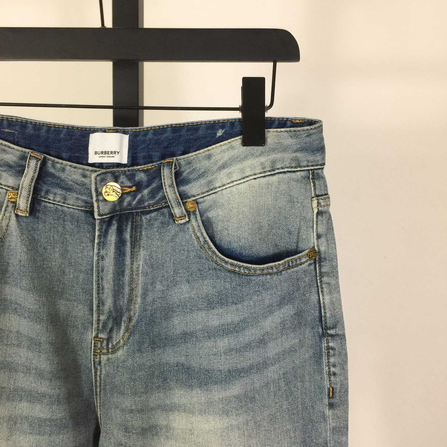 Burberry Jeans - 
